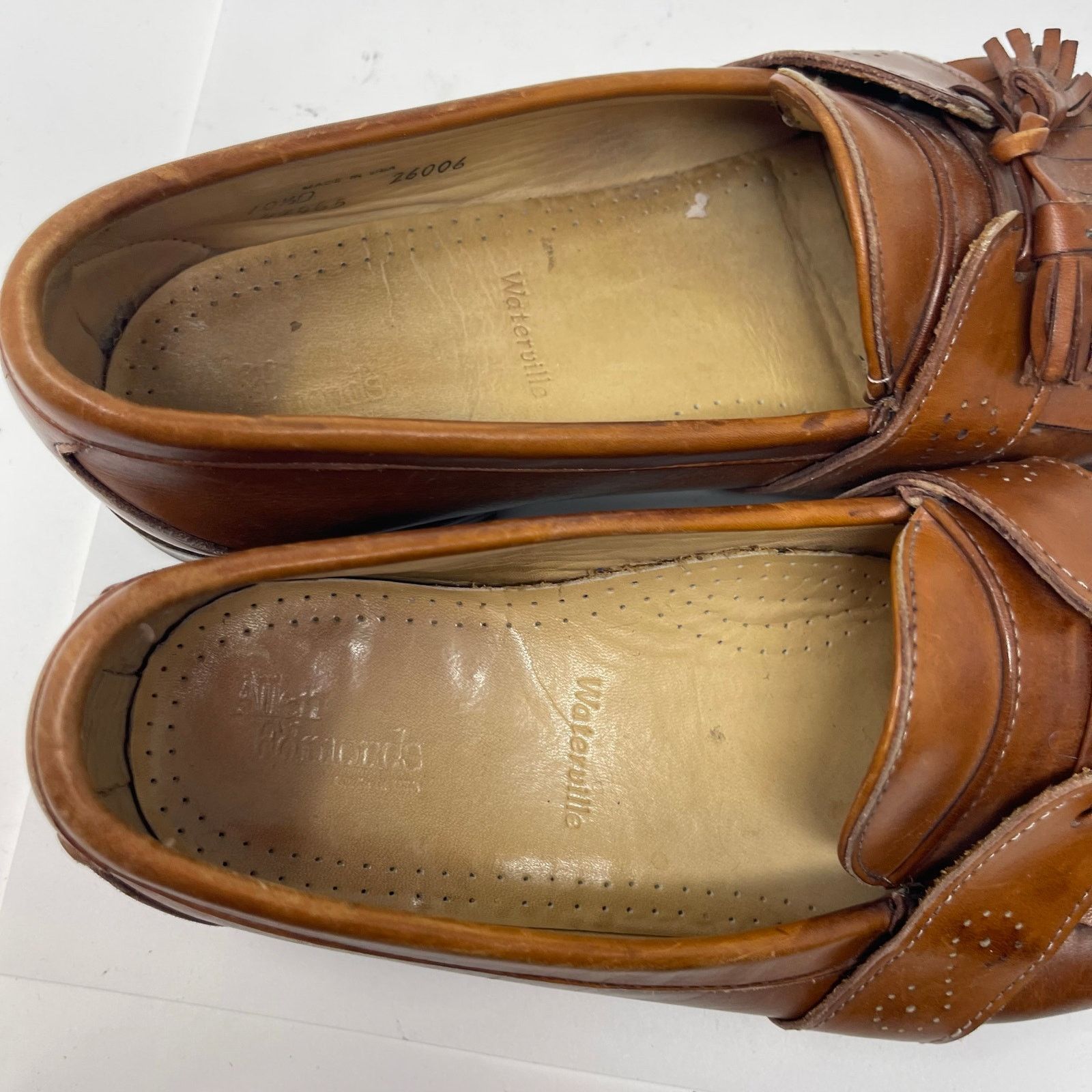Allen Edmonds Allen Edmonds Waterville Mens Brown Tassel Loafers Shoe 10.5 Size US 10.5 / EU 43-44 - 4 Thumbnail