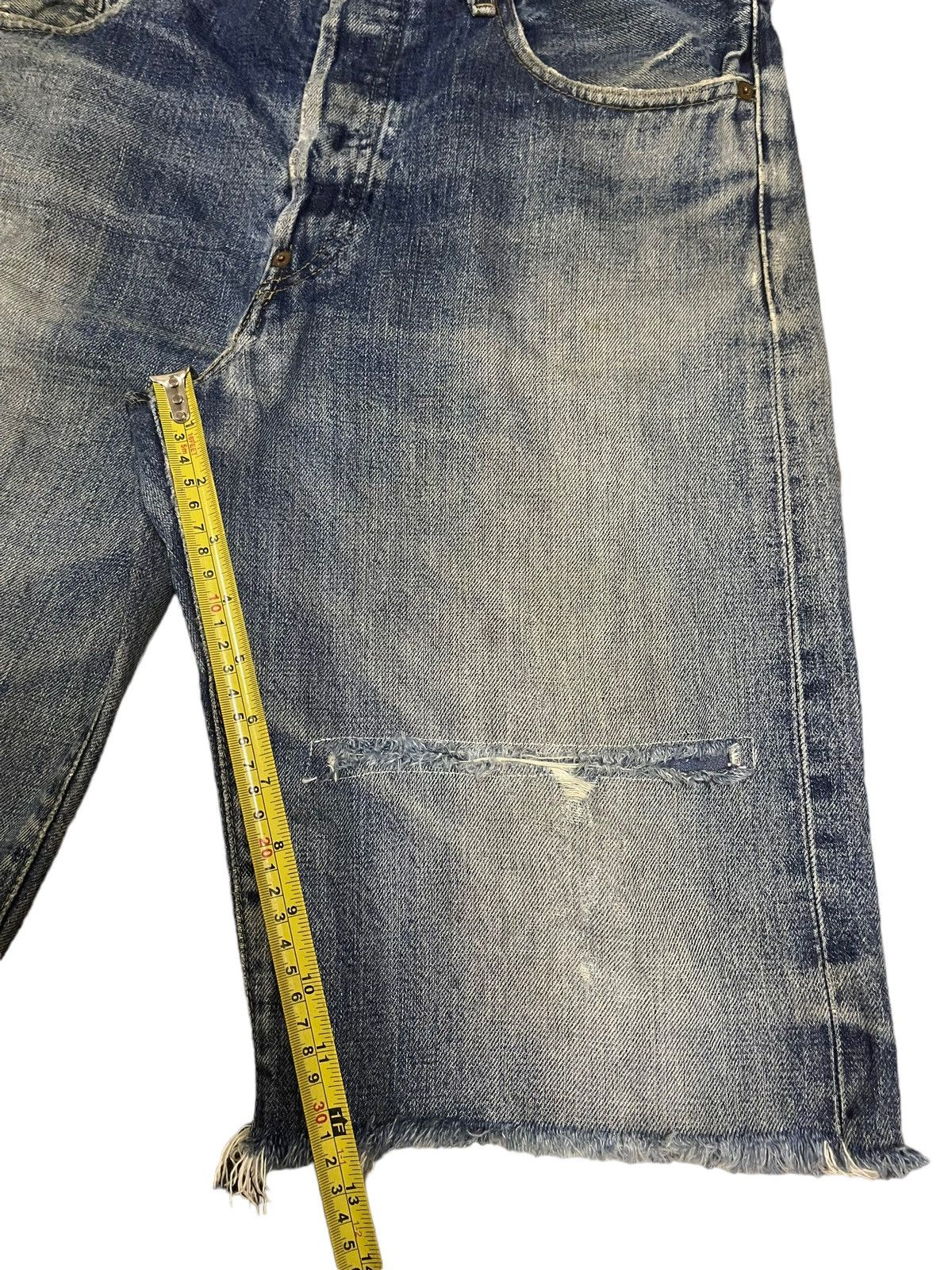 Levi's Vintage 80s Levis Blue Wash Distressed Style Short Jeans Size US 33 - 10 Thumbnail
