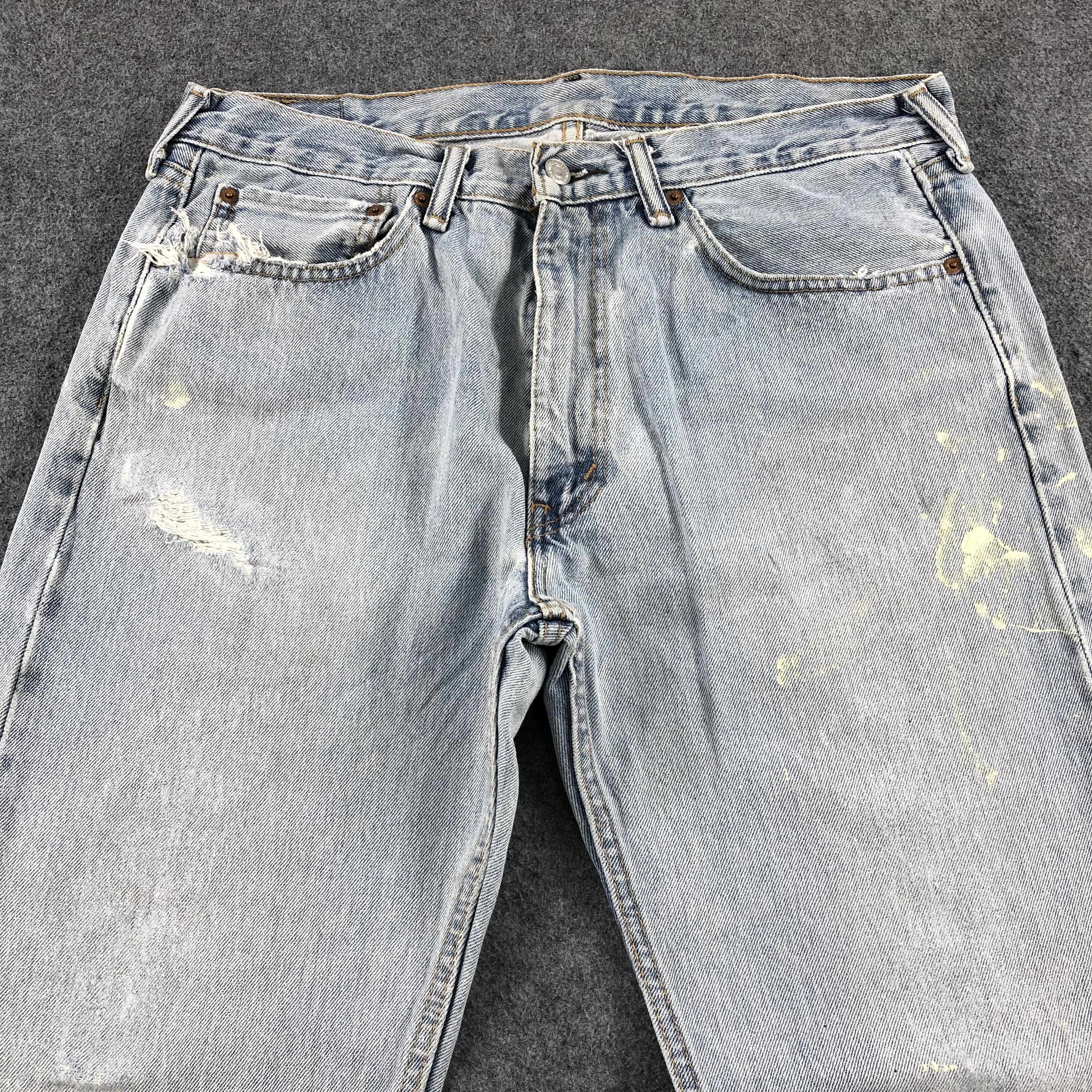 Vintage Light Wash Levis 505 Jeans-JM1752