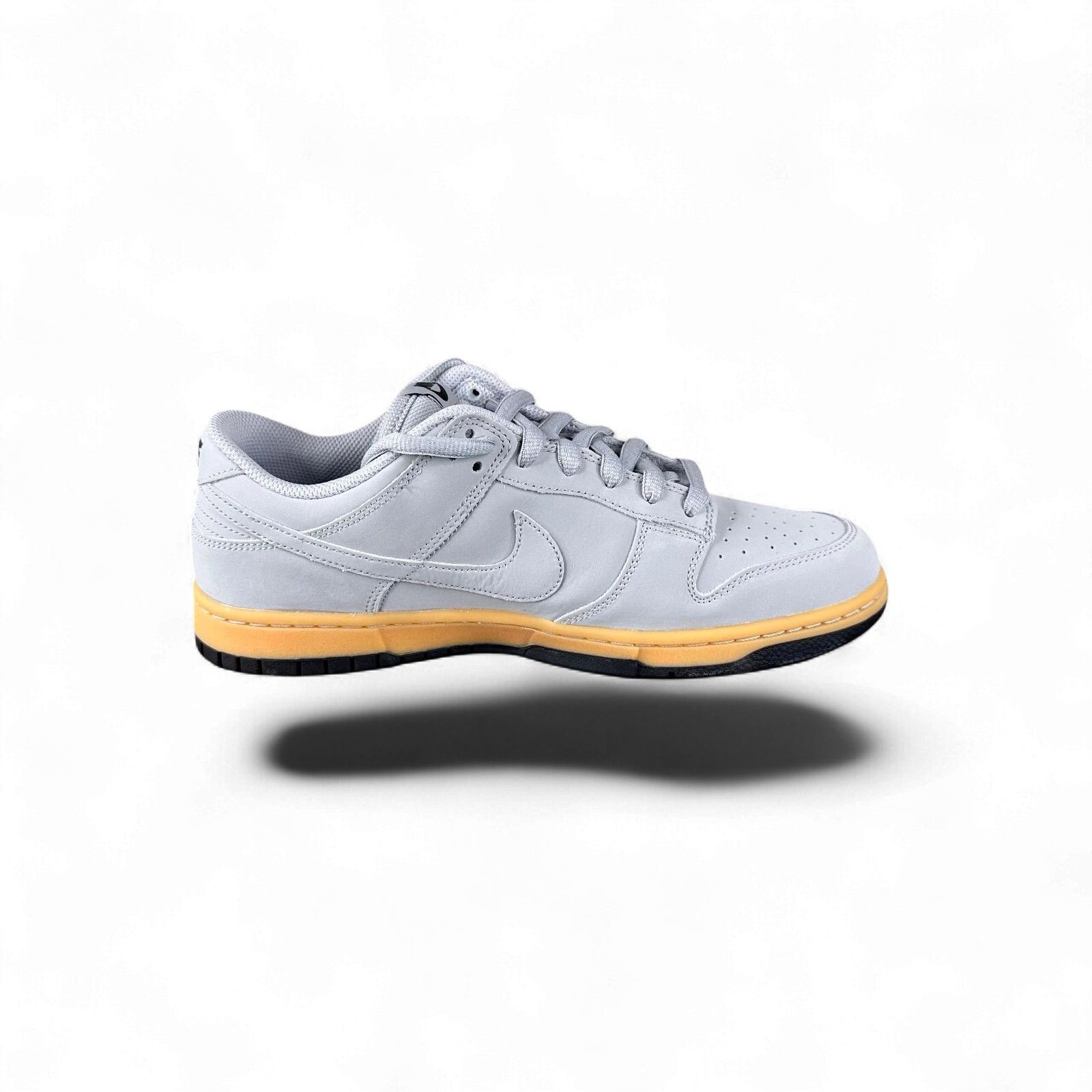 Nike Nike Dunk Low SE Wolf Grey Gum HQ1932-001 sz 8 sb air max af Size US 8 / EU 41 - 6 Thumbnail