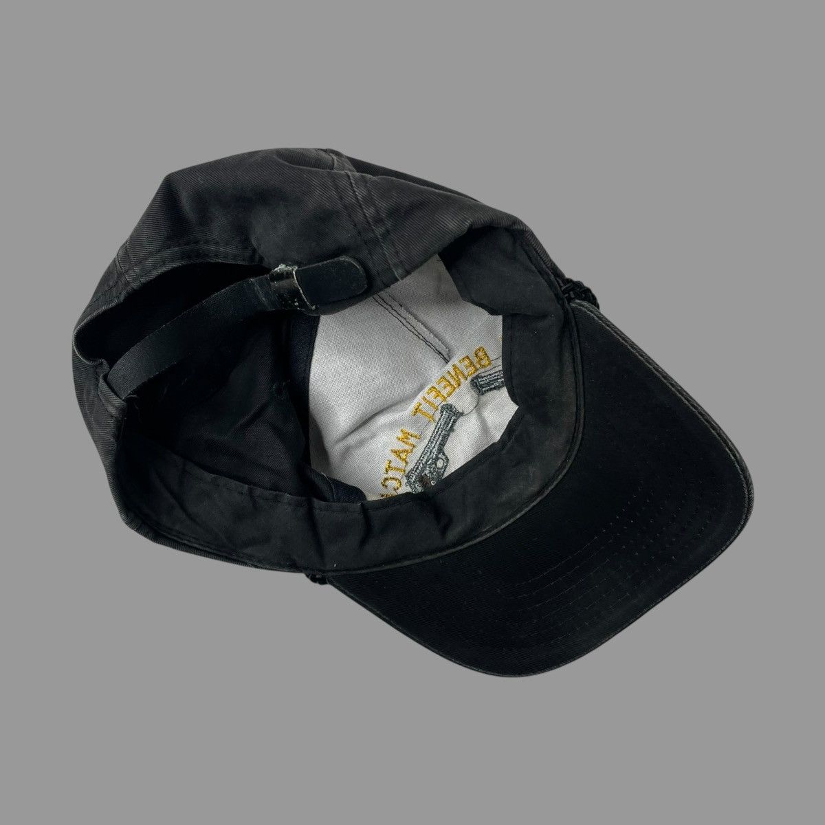 Vintage Vintage 1990s faded shooting pistol trucker hat Size ONE SIZE - 4 Thumbnail