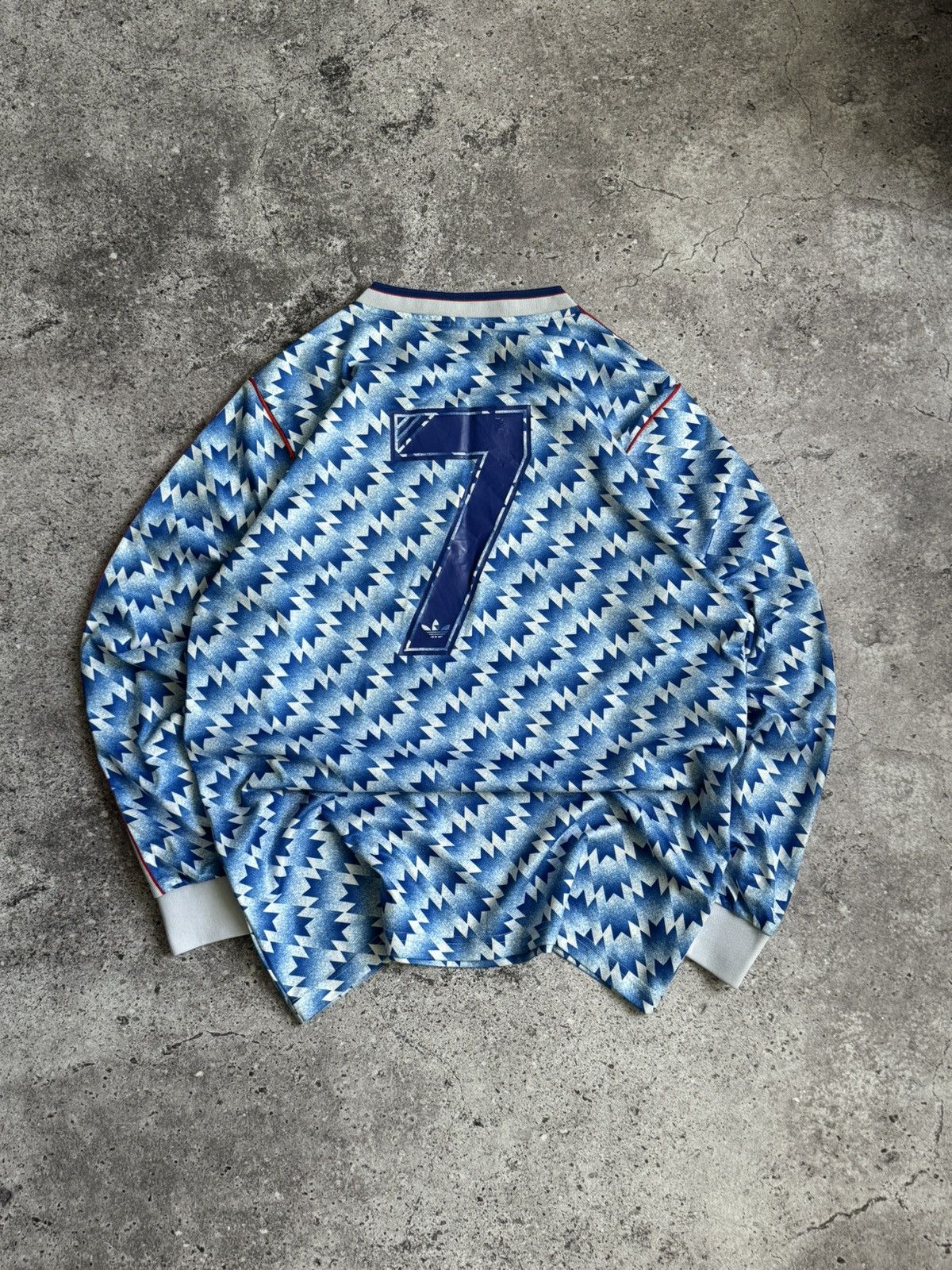 Vintage Vintage Manchester United FC reissue fan long sleeve t-shirt Size US M / EU 48-50 / 2 - 8 Thumbnail