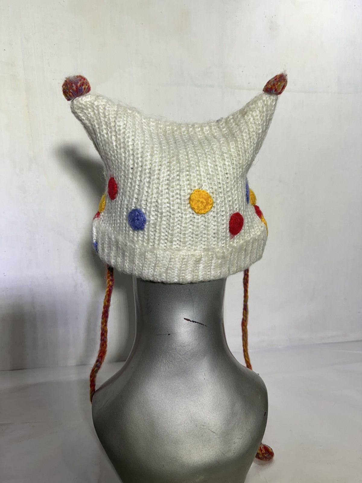 Handmade Unknown Japanese Horn Beanie hats Size ONE SIZE - 9 Thumbnail