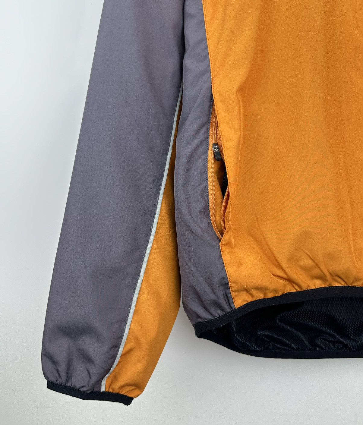 Oakley Rare Oakley Vintage Cycling Jacket S Reflective Windbreaker Size US S / EU 44-46 / 1 - 6 Thumbnail