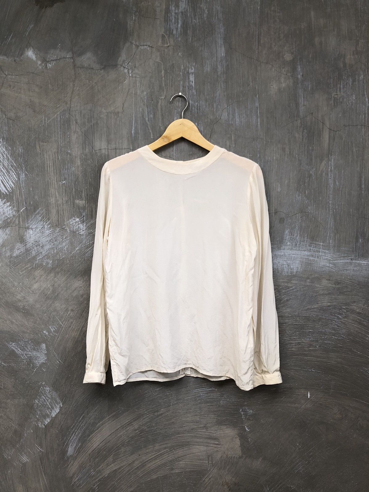 Valentino Valentino Miss V Blouse Size M / US 6-8 / IT 42-44 - 1 Thumbnail