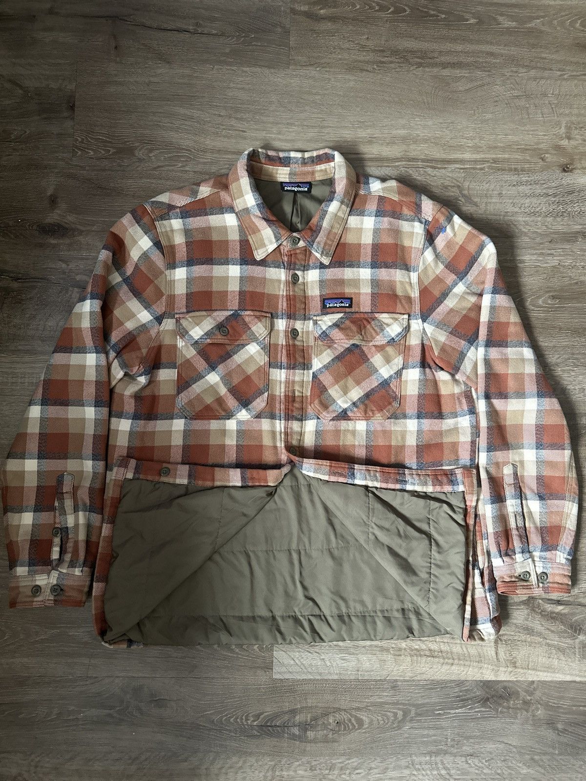 Patagonia Lightweight Insulated Fjord Flannel Jacket XL Mojave Khaki Size US XL / EU 56 / 4 - 2 Thumbnail