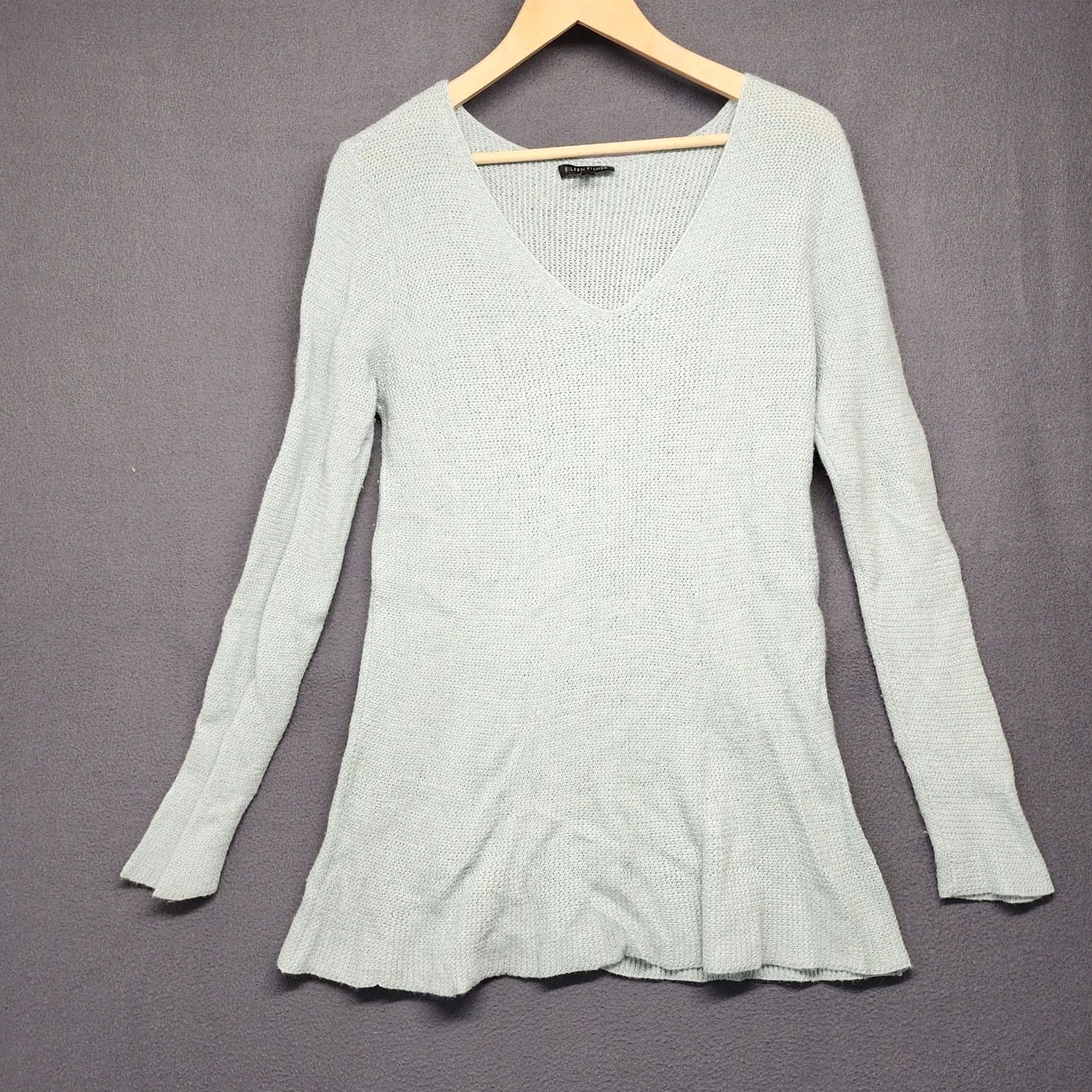 Eileen Fisher VINTAGE Eileen Fisher Sweater Womens Medium Light Blue Wool Angora Cashmere V Neck Pullover Long Sleeve Womens M Blue Angora Cashmere Wool V Neck Size M / US 6-8 / IT 42-44 - 2 Thumbnail