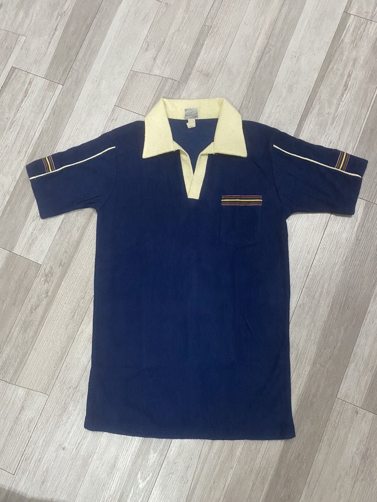 Vintage Vintage retro 70s collared polo towel tee size S Size US S / EU 44-46 / 1 - 1 Thumbnail