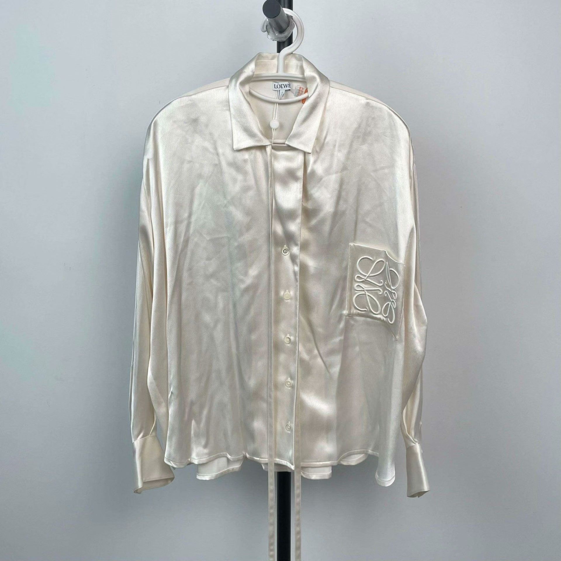 Loewe Loewe White Button Up 36 Women Size S / US 4 / IT 40 - 1 Thumbnail