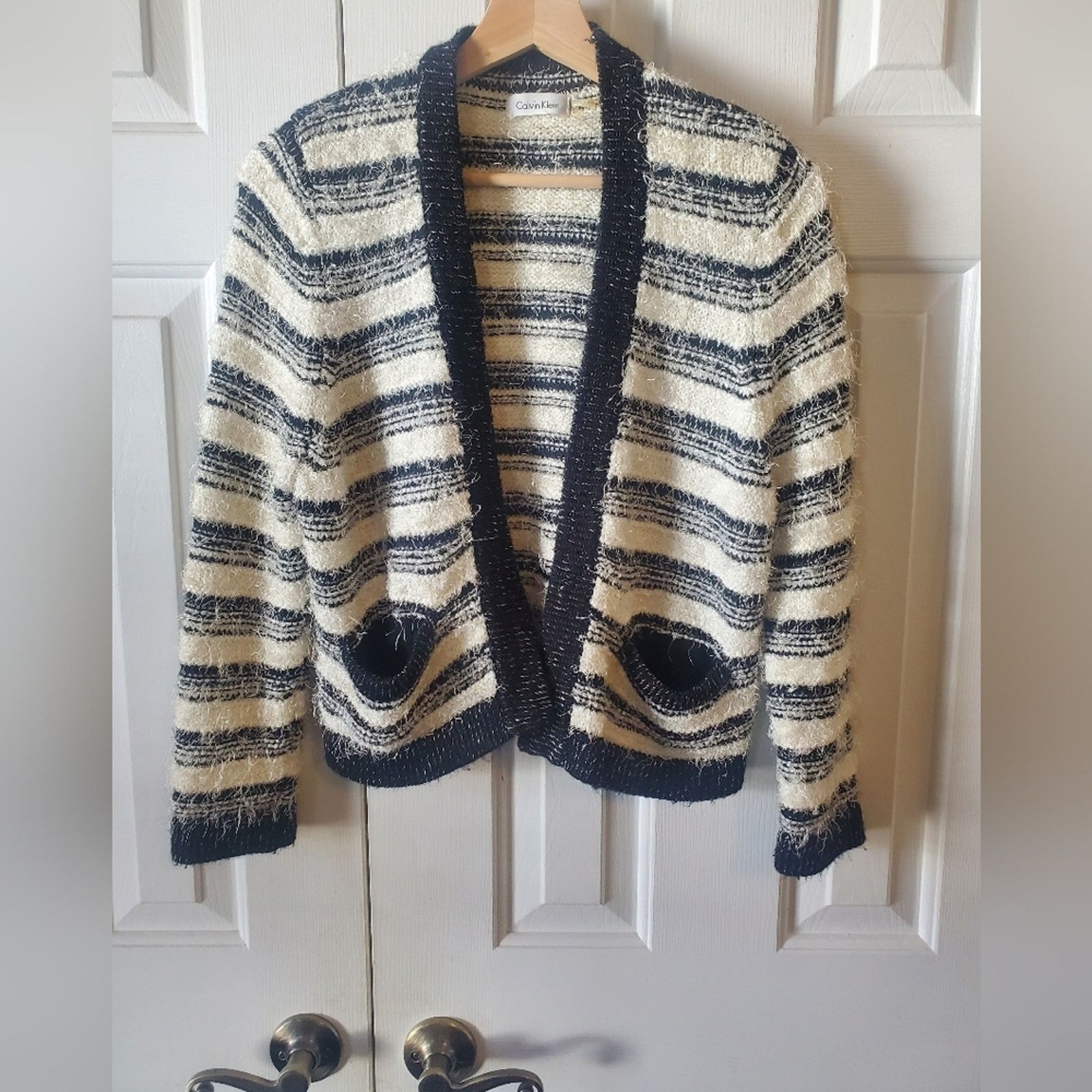 Calvin Klein Calvin Klein Women's Black White Striped Cropped Cardigan Size L / US 10 / IT 46 - 6 Thumbnail