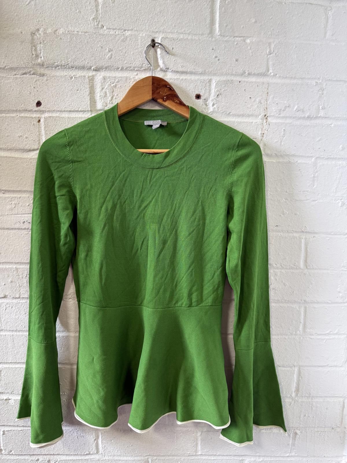 Escada Escada Green Long Sleeve Peplum Top Size XS / US 0-2 / IT 36-38 - 1 Thumbnail