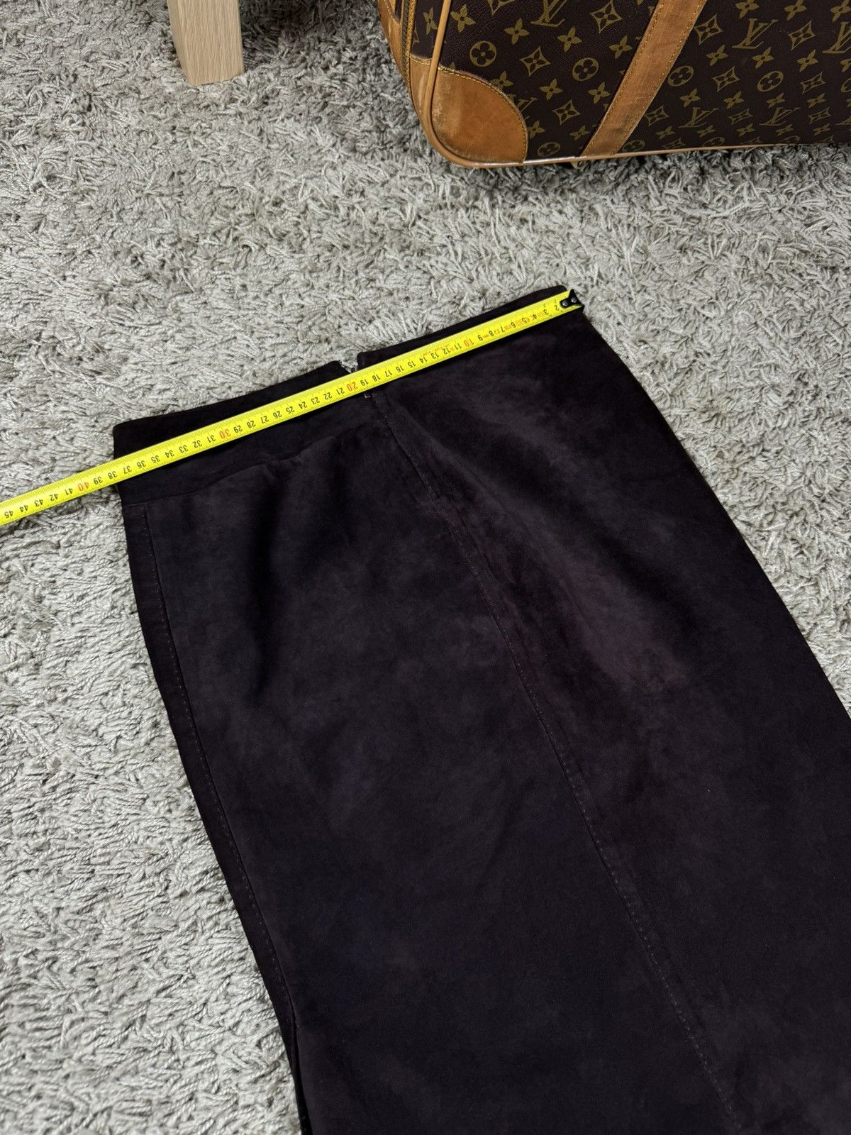 Gucci × Leather Luxury leather skirt Gucci original casual streetwear item Size 27" / US 4 / IT 40 - 5 Thumbnail