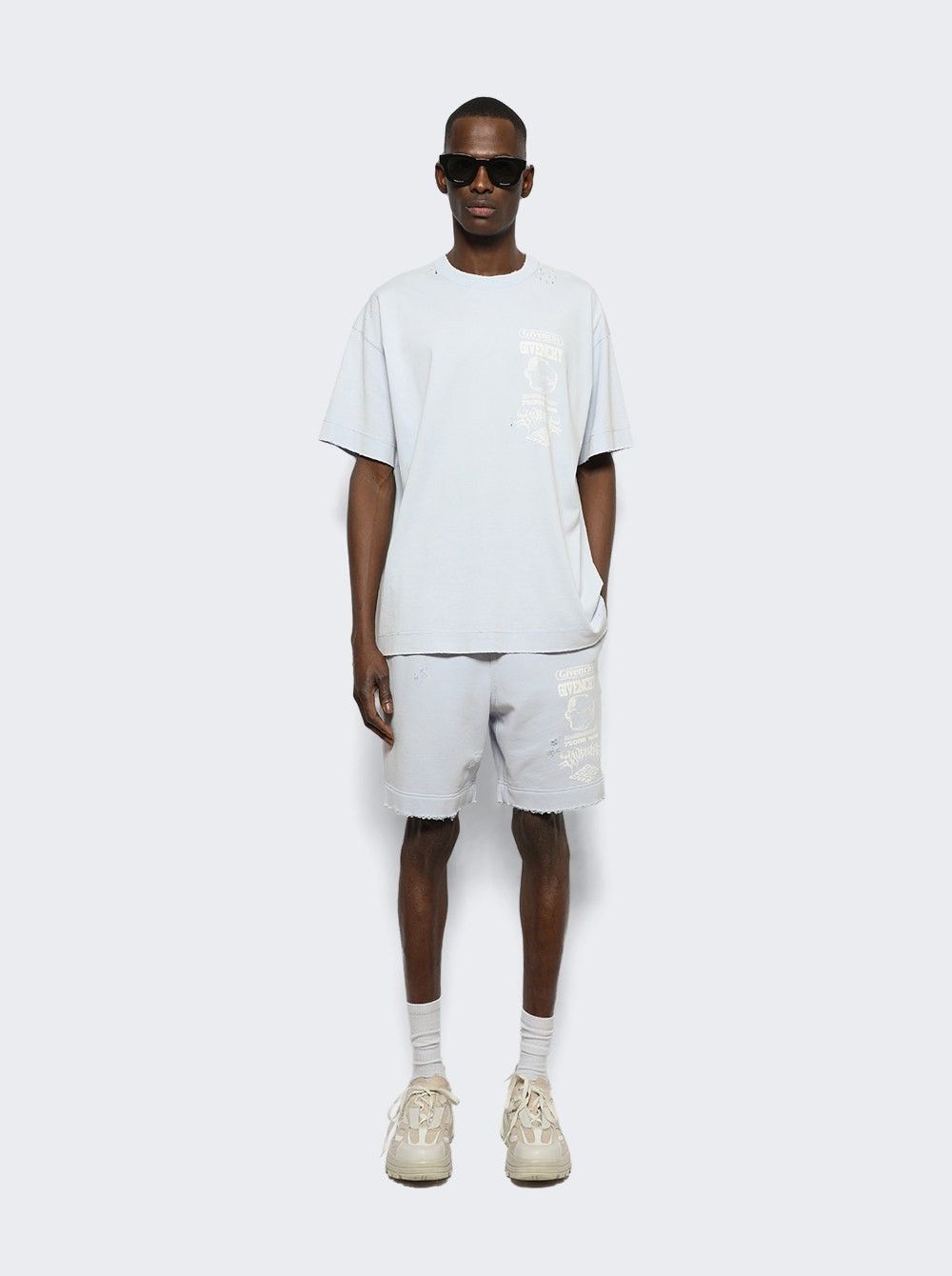 Givenchy Faded Blue Distressed Multi Logo Print Oversized T-Shirt Size US S / EU 44-46 / 1 - 3 Thumbnail