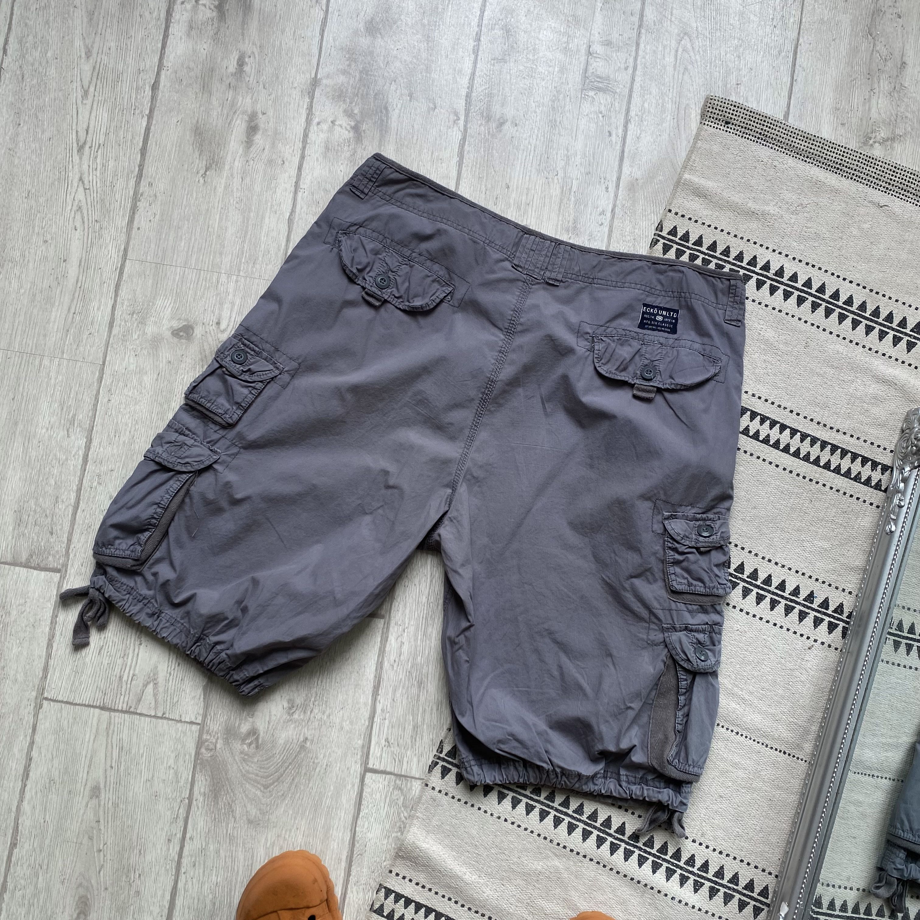 Ecko Unltd. ⚫️ Vintage Ecko unltd cargo shorts Skater Y2K multipcket Size US 36 / EU 52 - 8 Thumbnail