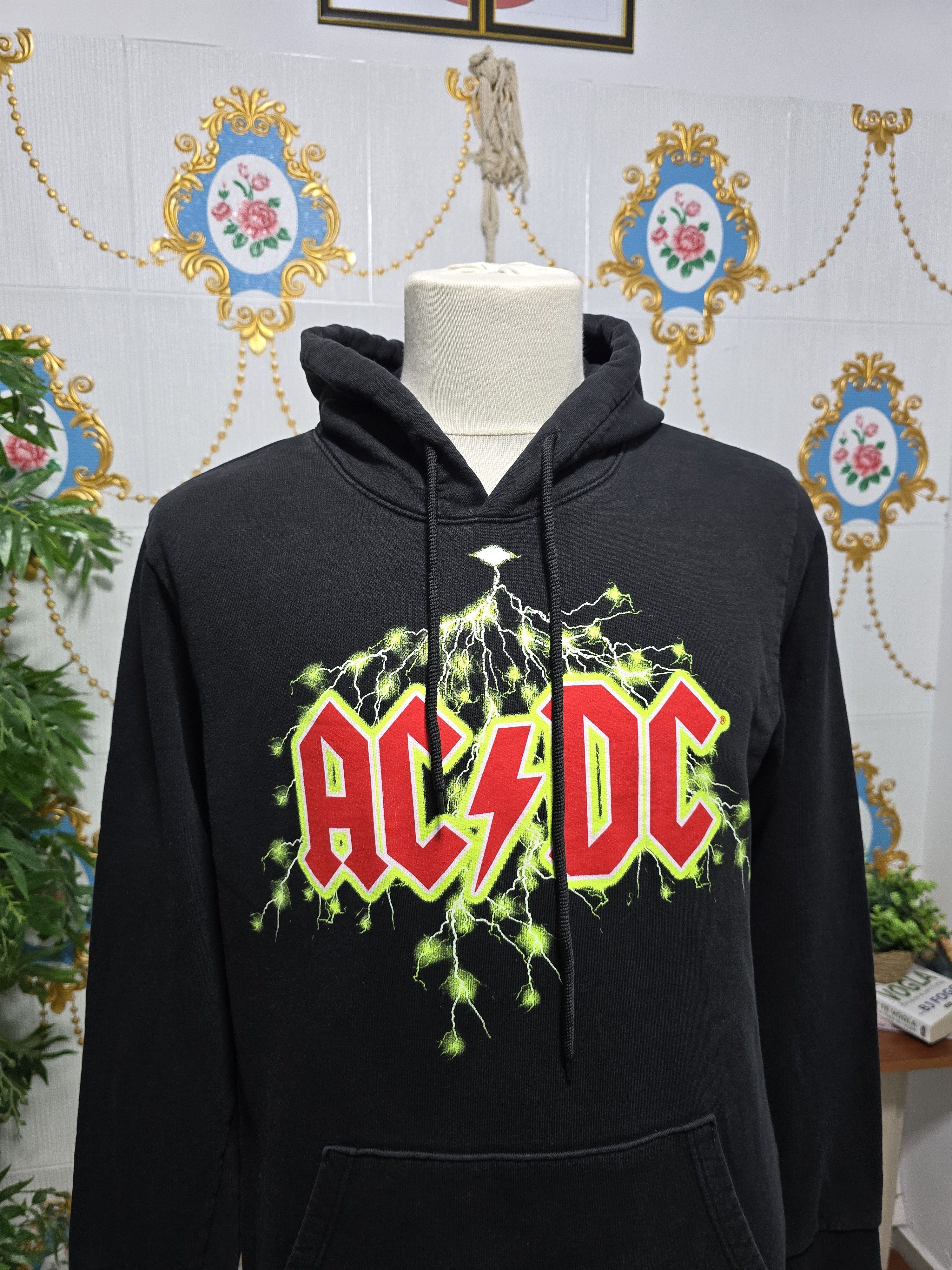 AC/DC AC DC official size Large VINTAGE made in Italy Size US L / EU 52-54 / 3 - 2 Thumbnail