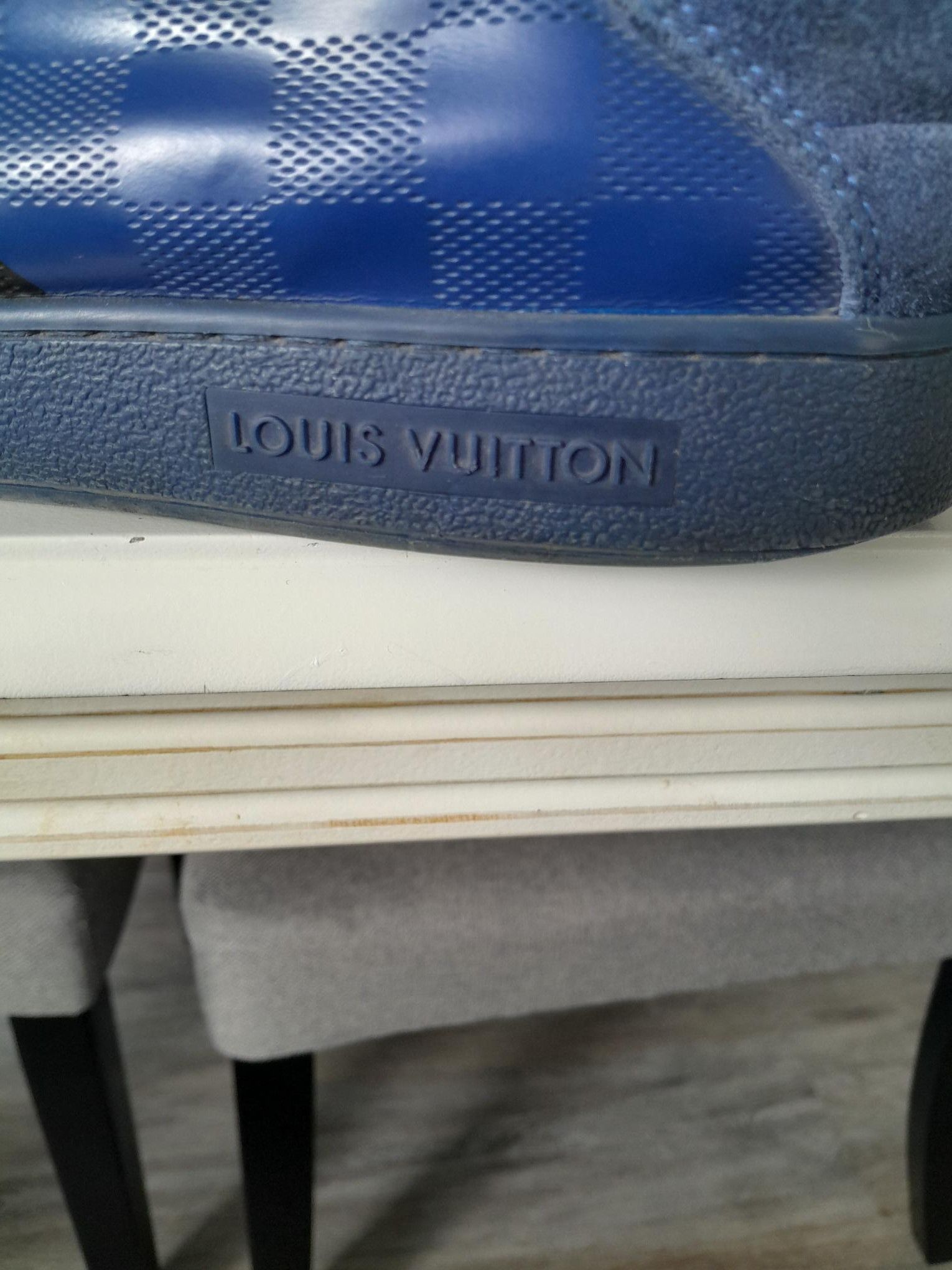 Louis Vuitton BASKETS LOUIS VUITTON FRONTROW Size US 10 / EU 43 - 10 Thumbnail