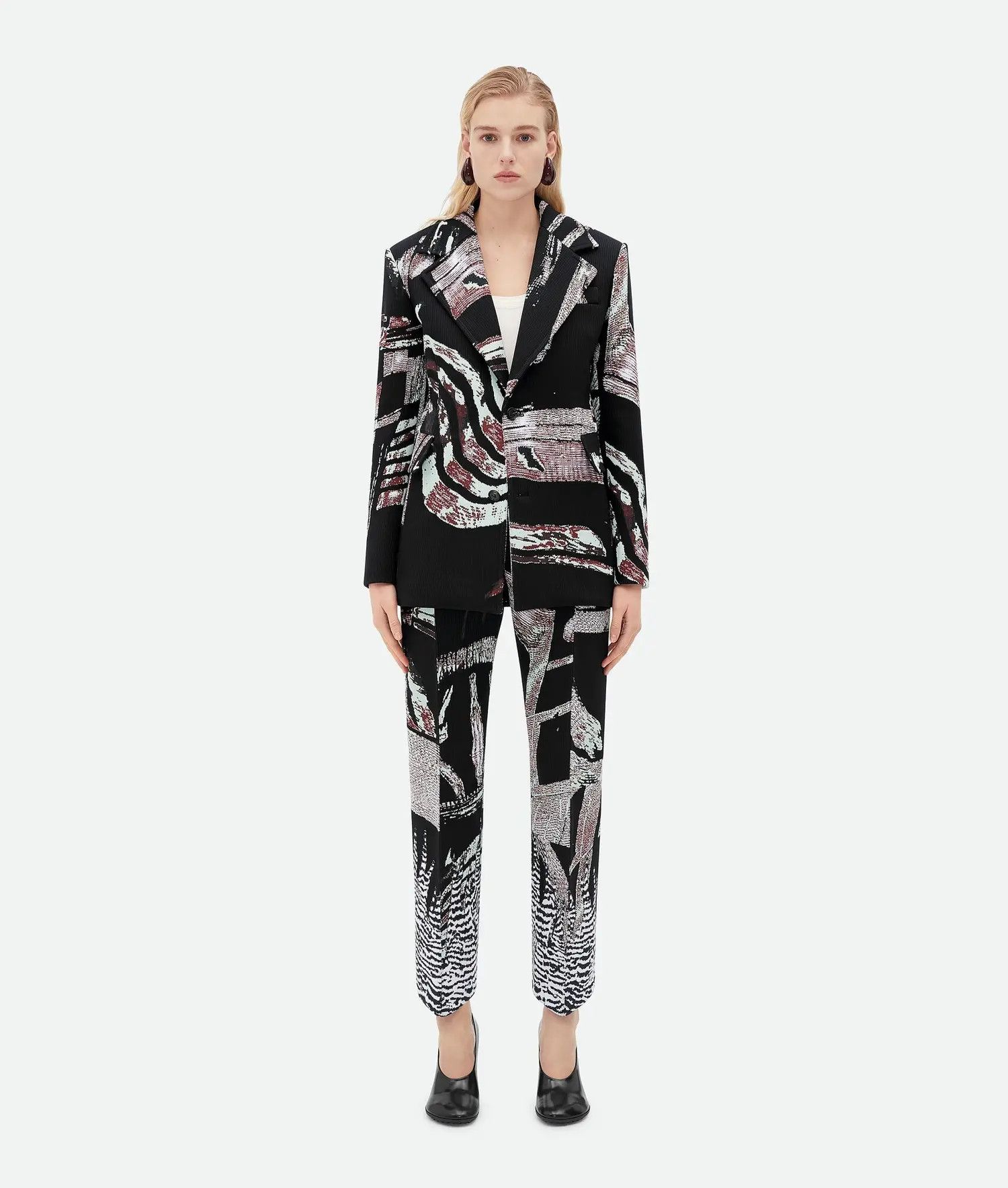 Bottega Veneta o1n1vont0325 Curved Shape Graphic Viscose Jacquard Trouser Size 27" / US 4 / IT 40 - 4 Thumbnail