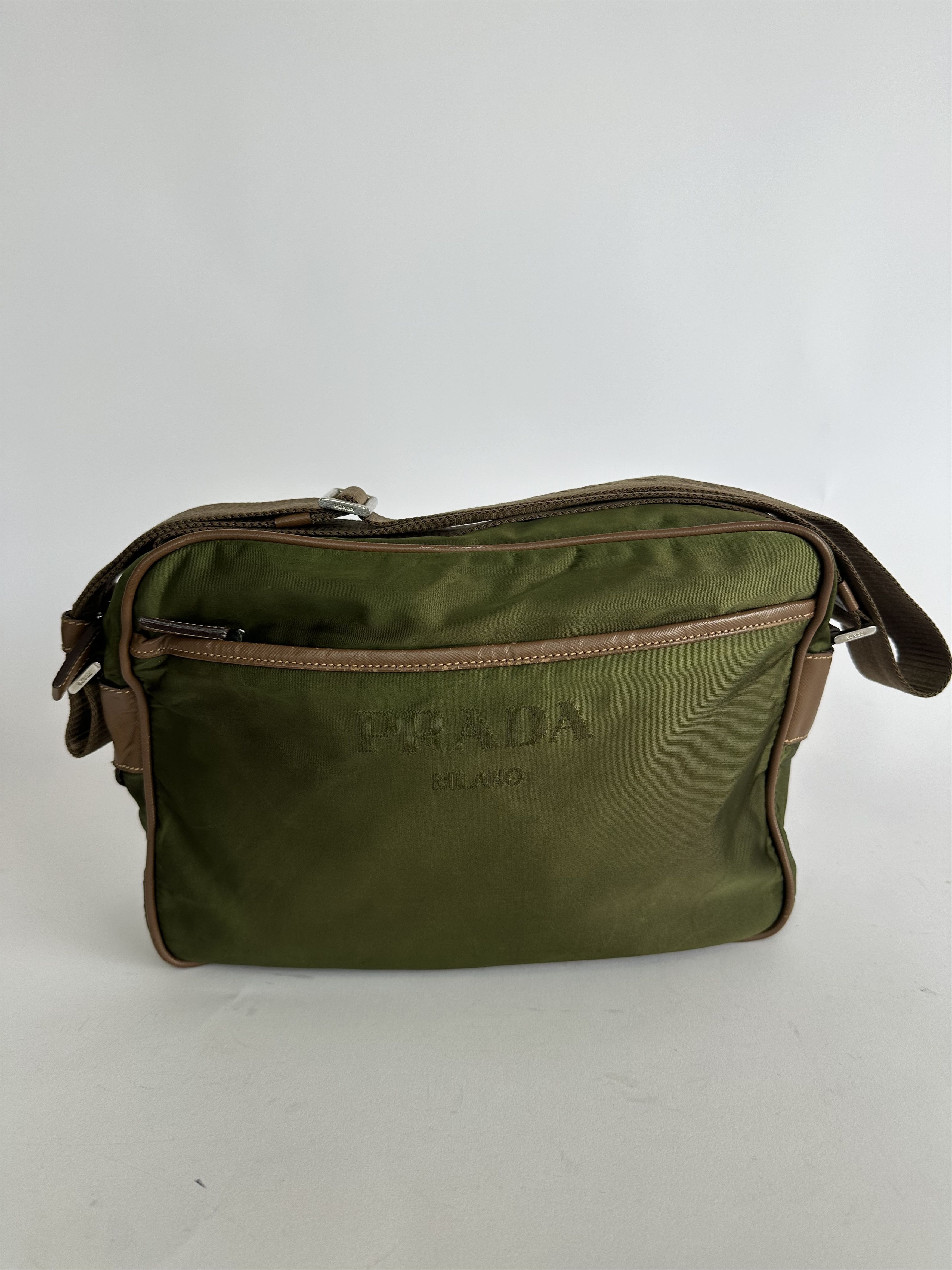 Prada PRADA Tessuto Nylon Flat Messenger Bag Green Size ONE SIZE - 1 Thumbnail