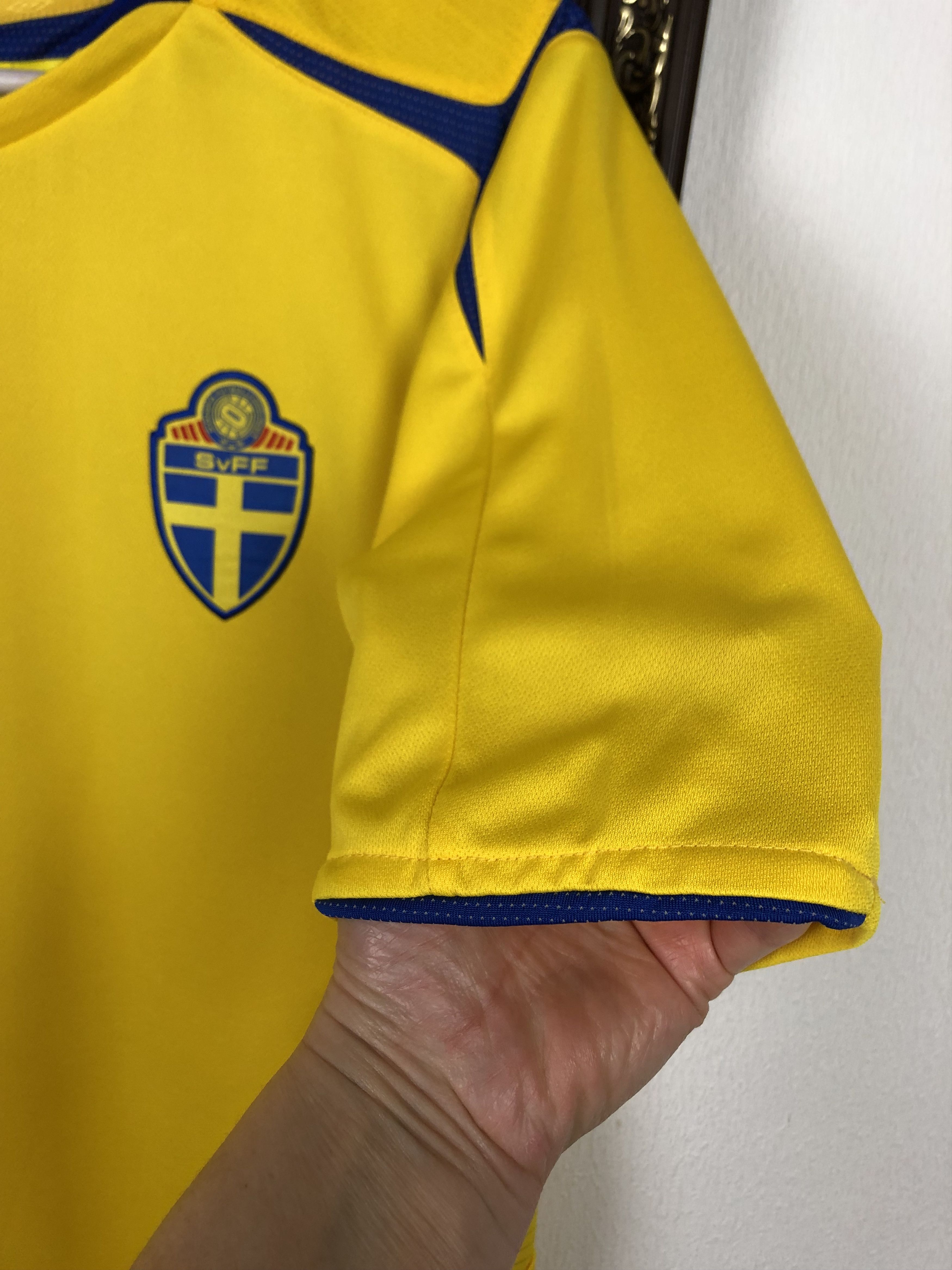 Umbro Sweden football shirt 2005 Soccer Umbro Jersey Tee Hype Size US M / EU 48-50 / 2 - 7 Thumbnail