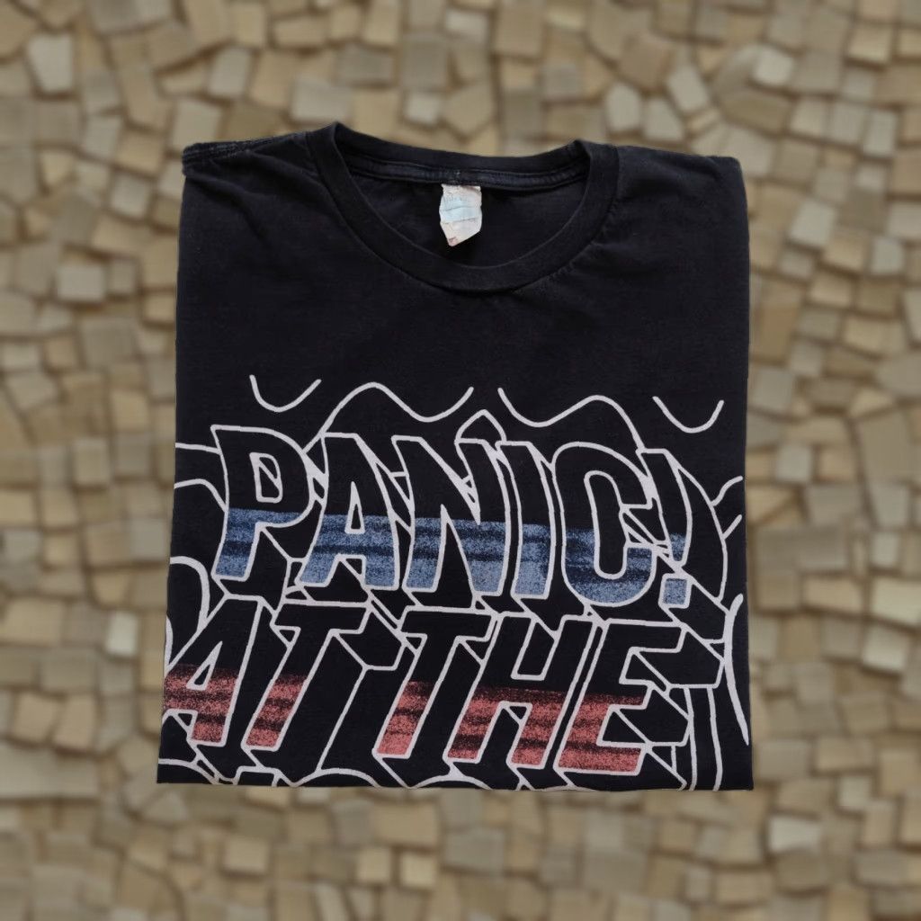 Vintage PANIC AT THE DISCO VTG Y2K DEATH BACHELOR BLACK T SHIRT ROCK MUSIC TOUR SZ L Size US L / EU 52-54 / 3 - 1 Thumbnail
