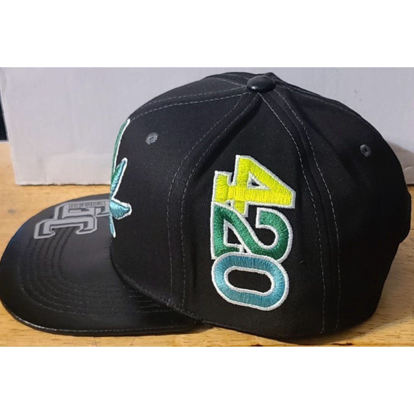Vintage VINTAGE Marijuana Leaf 420 Cannabis Weed Snapback Baseball Cap Men Black Adjustable Hat Size ONE SIZE - 2 Thumbnail