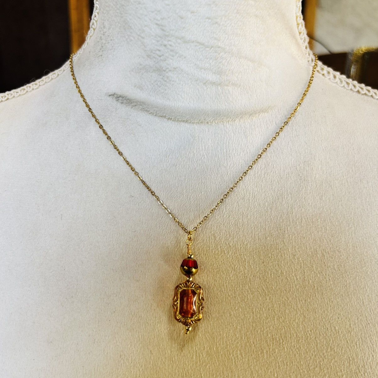 Handmade Handcrafted elegant glass beaded pendant on chain necklace Size ONE SIZE - 3 Thumbnail