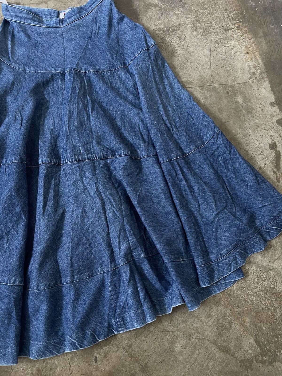 Issey Miyake Issey Miyake Denim Skirt Panel Seam Size 24" / US 00 / IT 34 - 4 Thumbnail