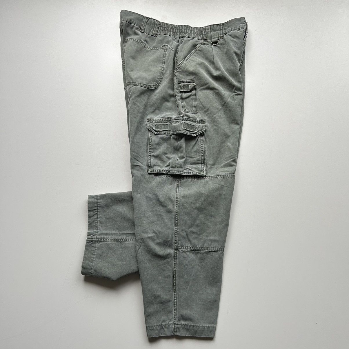 Vintage Vintage 2000s Faded Green Cargo Pants 34x27 Rare Size US 34 / EU 50 - 1 Thumbnail