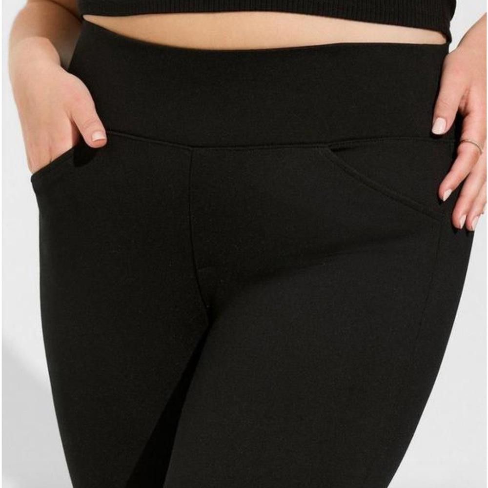 Torrid Torrid Pocket Pixie Skinny Studio Luxe Ponte High-Rise Pant Size 40" / US 18 - 2 Thumbnail