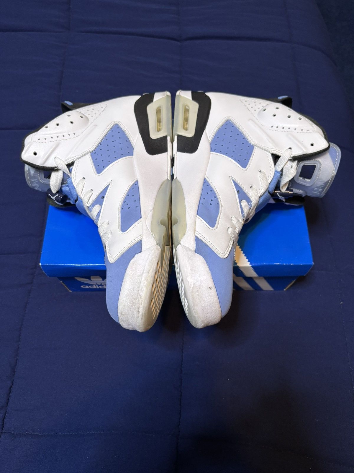 Jordan Brand Jordan 6 Retro UNC Home 2022 Size 10.5 Size US 10.5 / EU 43-44 - 4 Thumbnail