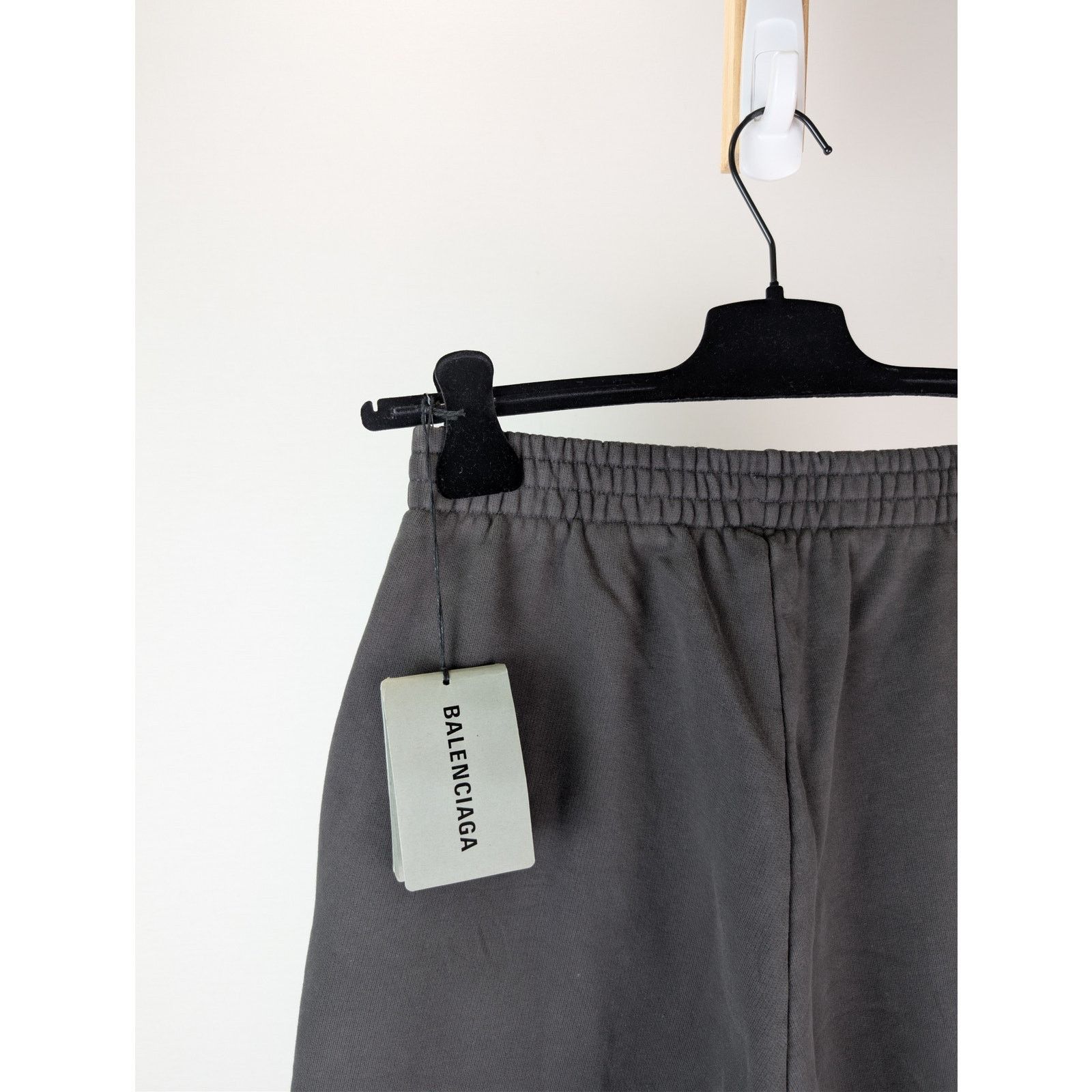 Balenciaga × eBay o1rshd1 Baggy Sweatpants in Wash Black Size US 26 / EU 42 - 12 Thumbnail