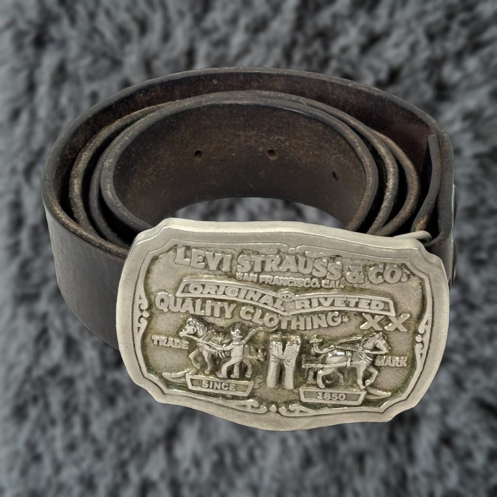 Tracy’s King Tut Belt Levi’s Denim Tears Denim Tears - Tracy's King Tut Belt - The Metropolitan