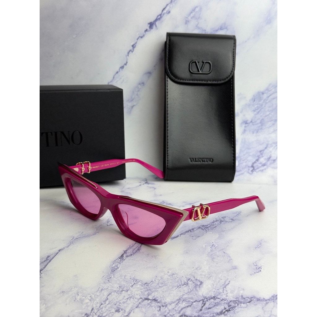 Valentino NEW Valentino V-Goldcut VLS113-C Pink Cat Eye Sunglasses Size ONE SIZE - 2 Thumbnail
