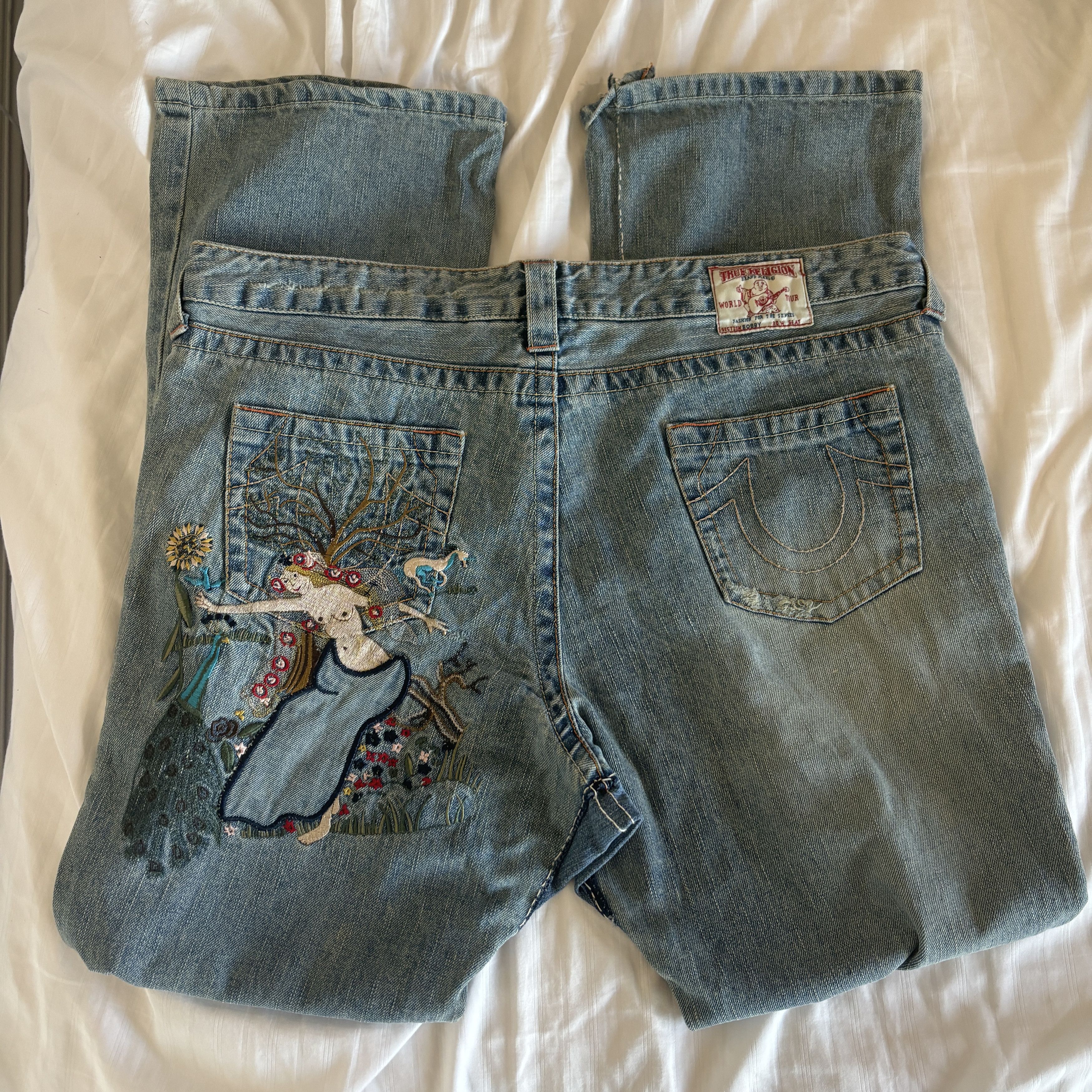 image of Vintage Baggy True Religion Lady Godiva (Bobby) Jeans in Blue, Men's (Size 34)