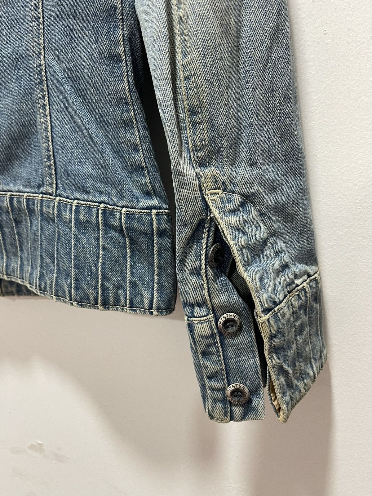 Hysteric Glamour VINTAGE HYSTERIC GLAMOUR UNDERGROUND DISTRESSED DENIM JACKET Size XS / US 0-2 / IT 36-38 - 10 Thumbnail
