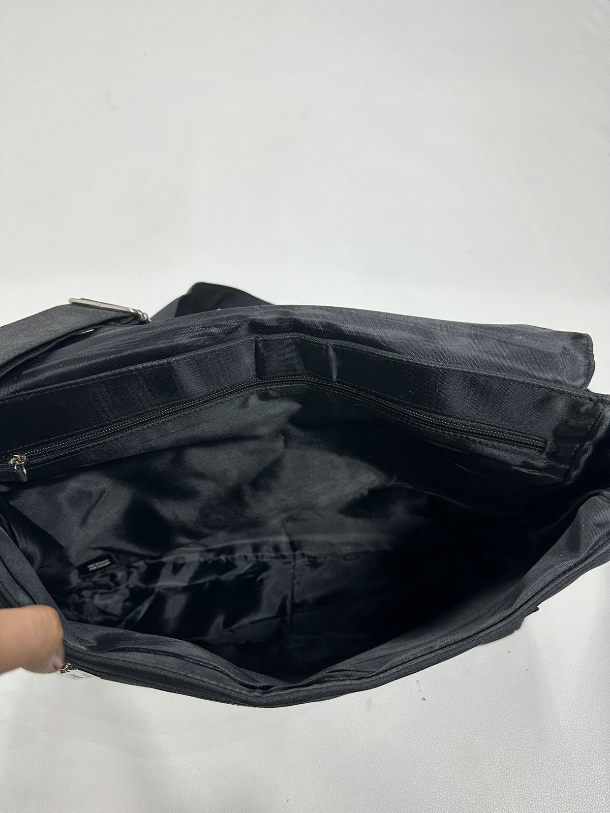 Christian Dior Monsieur Dior Homme Parfums Crossbody Messenger Bag Size ONE SIZE - 8 Thumbnail