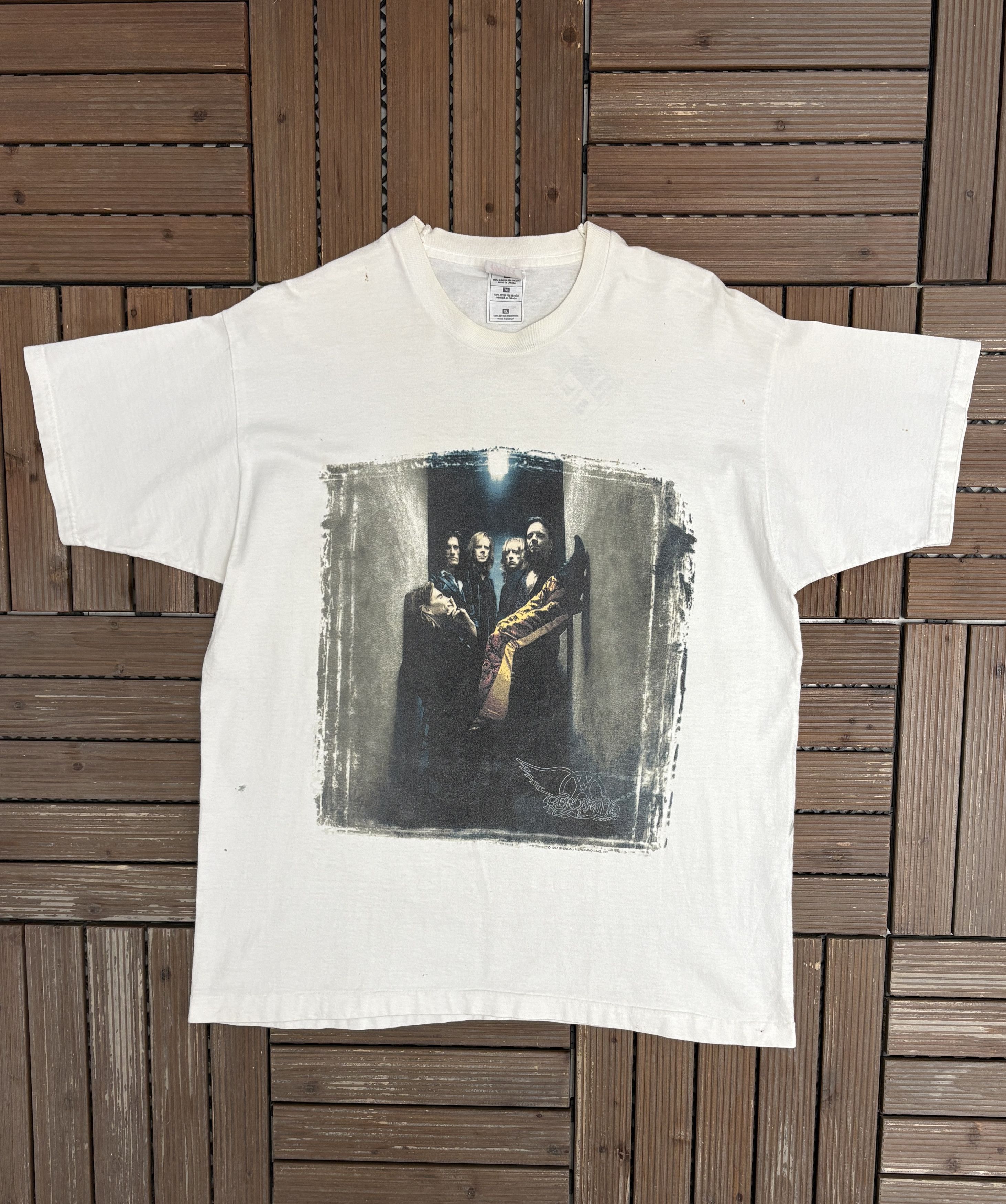 Vintage Aerosmith Nine Lives World Tour 1997 Vintage T-Shirt Tee Size US XL / EU 56 / 4 - 1 Thumbnail
