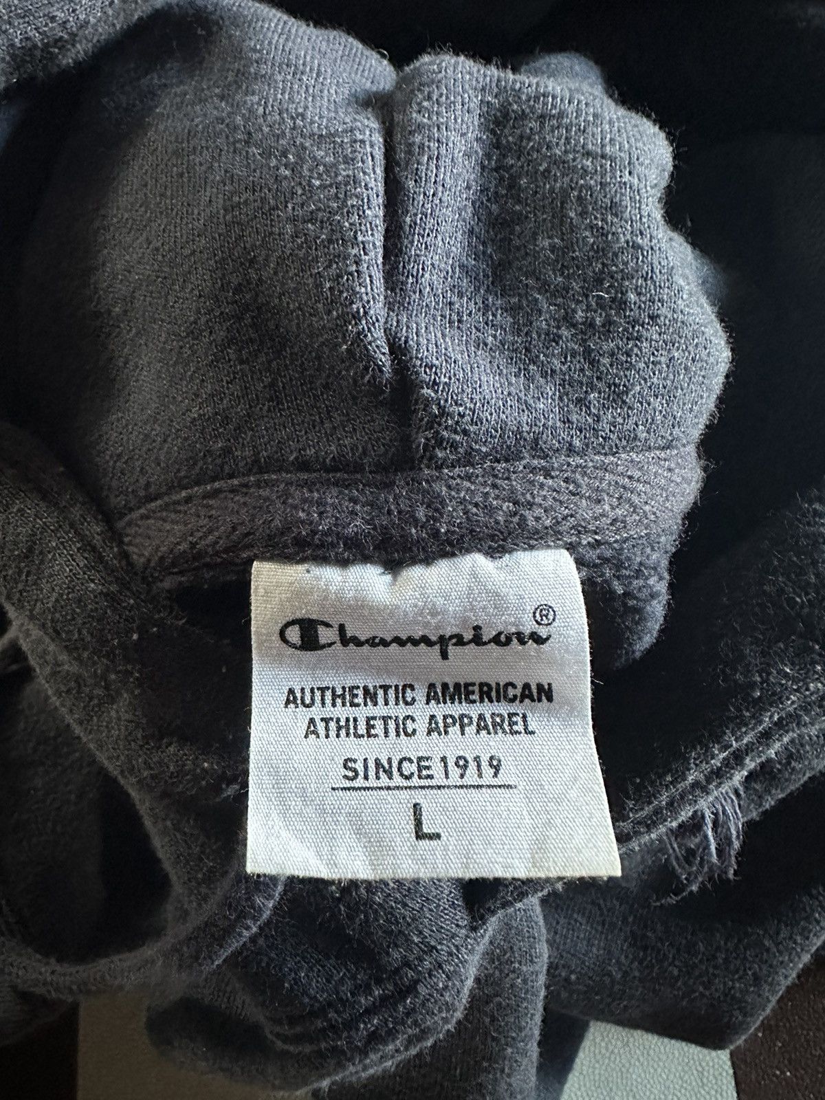 Champion Champion small logo pullover hoodie L Size US L / EU 52-54 / 3 - 6 Thumbnail