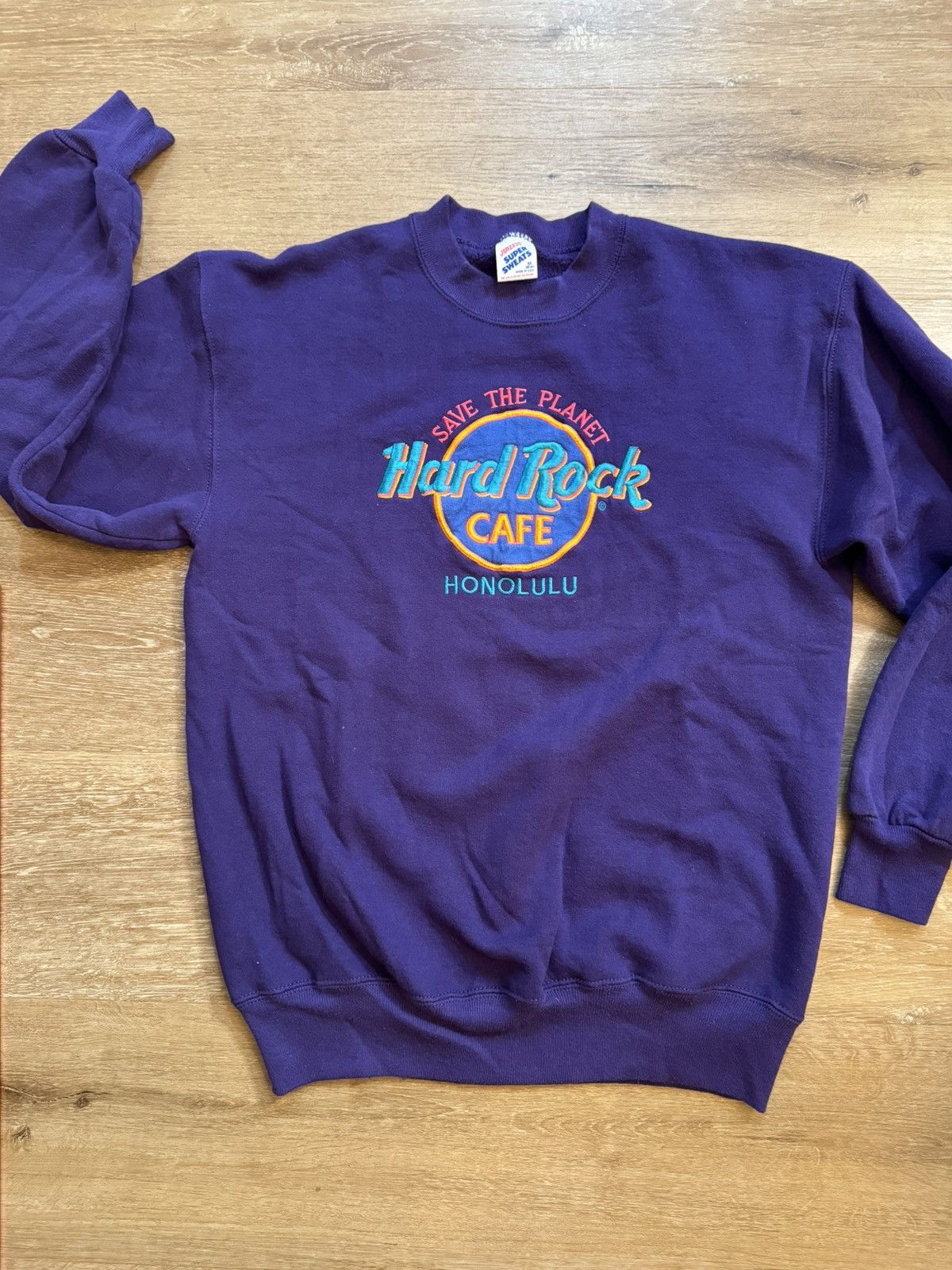 Hard Rock Cafe × Jerzees × Vintage Vintage Hard Rock Honolulu Crew Neck Embroidered Sweatshirt Size US M / EU 48-50 / 2 - 18 Thumbnail