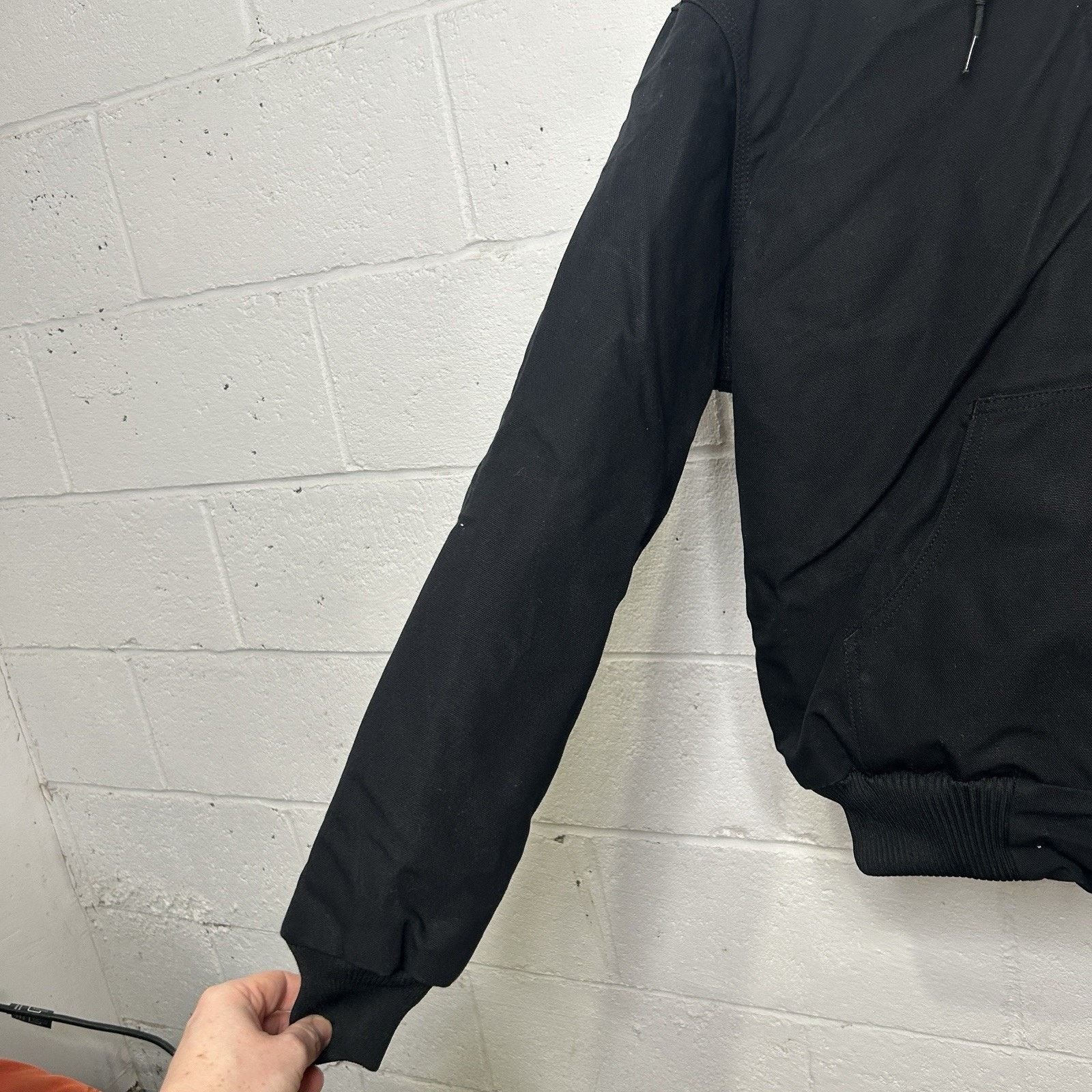 Carhartt Vintage Carhartt Quilted Hooded Active Jacket “Black” J140 Size US M / EU 48-50 / 2 - 8 Thumbnail