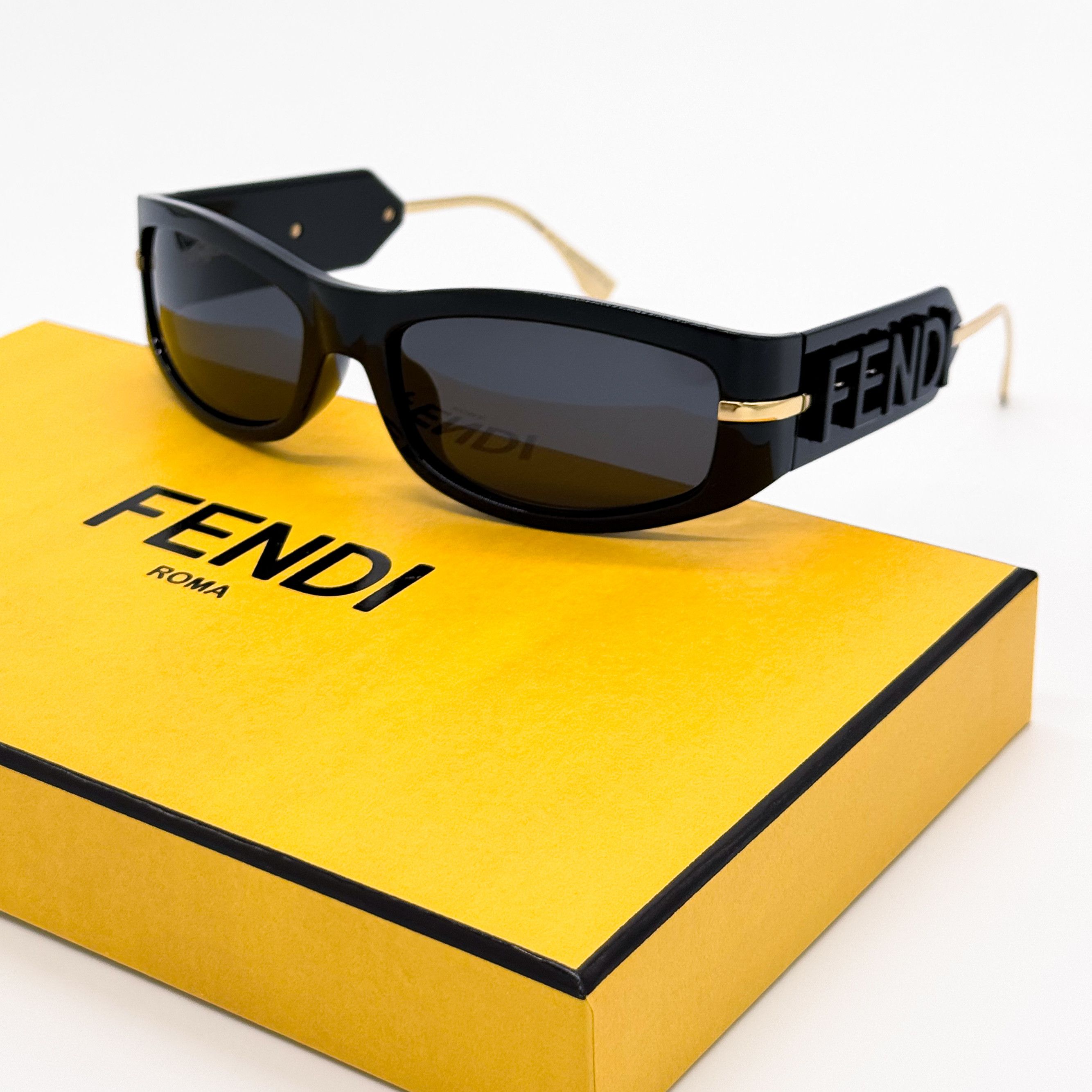 Fendi NEW FENDI FE40120I 01A SHINY BLACK WOMEN SUNGLASSES FENDI Size ONE SIZE - 2 Thumbnail