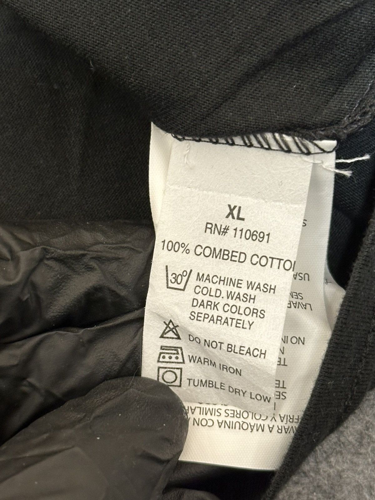 Armani Exchange Armani Exchange x Tiësto "In Search of Sunrise" Size US XL / EU 56 / 4 - 9 Thumbnail