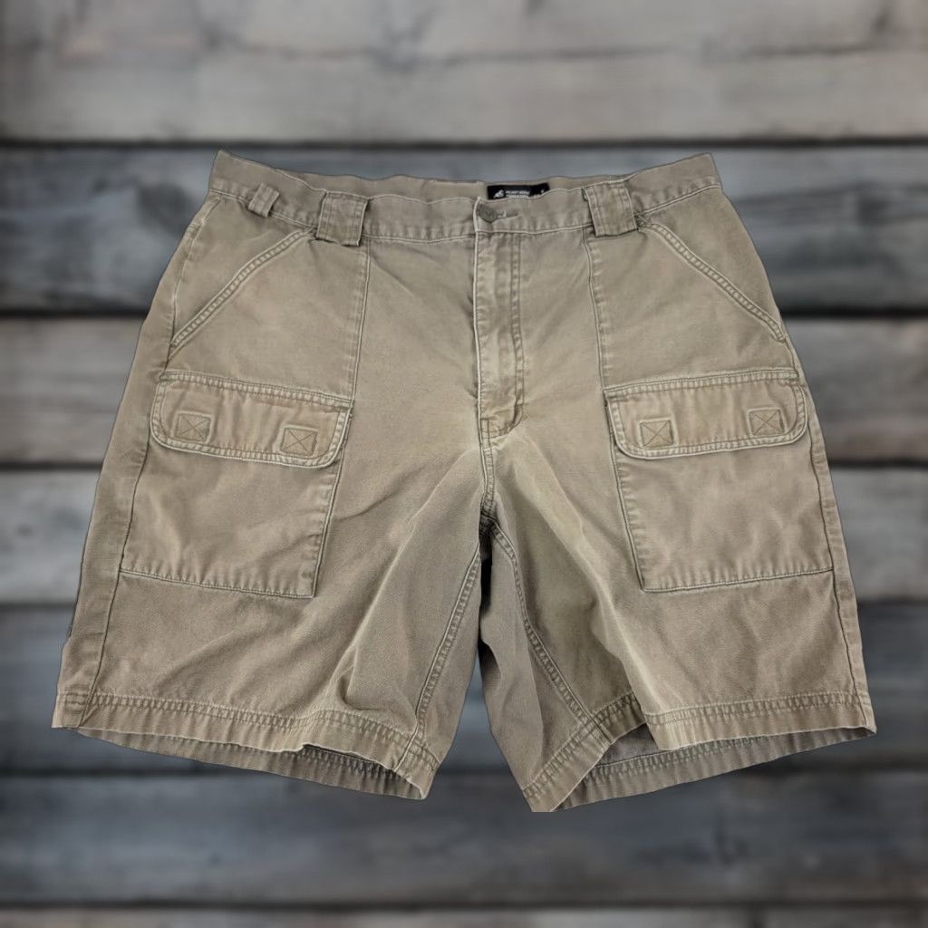 Eddie Bauer Eddie Bauer Mens Cargo Shorts 36 Hunter Green Outdoor Camping Hiking Casual Cargo Pocket Canvas Siz 36 Regular Mens Size US 36 / EU 52 - 1 Thumbnail