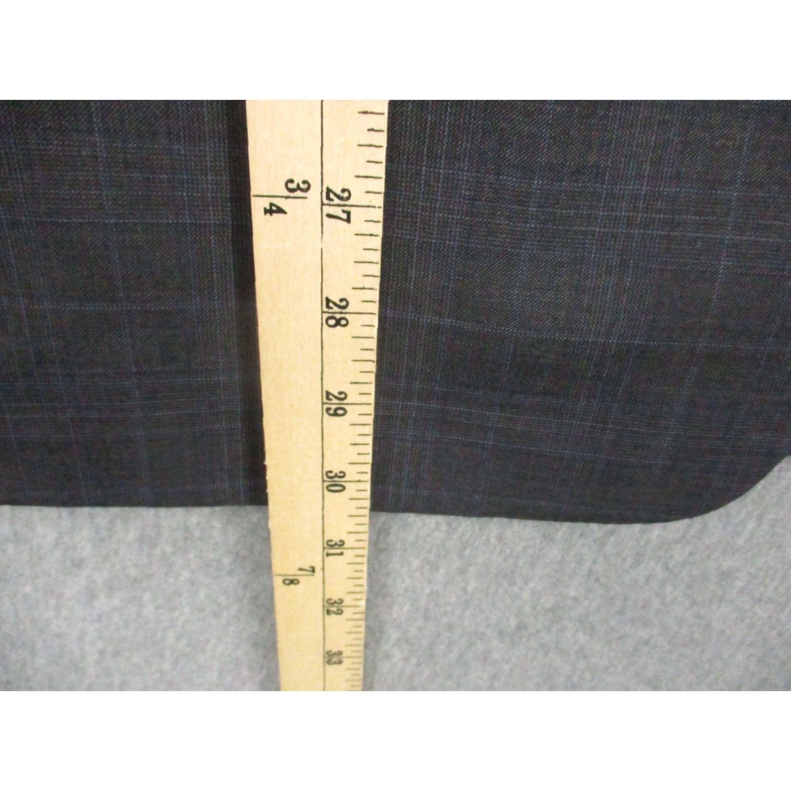Ralph Lauren VINTAGE LAUREN RALPH LAUREN Wool Blazer 44R Gray Pinstripe Men Blazer Wool Notch Lapel 2-Button Single-Breasted Regular Fit Tweed Size 44R - 6 Thumbnail