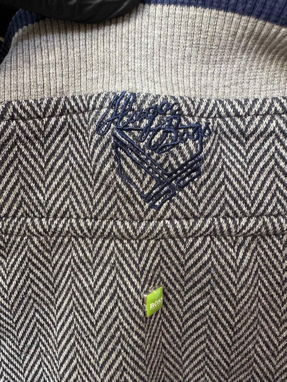 Hugo Boss Hugo Boss Green Label Full Zip Sweater Geometric Pattern Size US XL / EU 56 / 4 - 11 Thumbnail