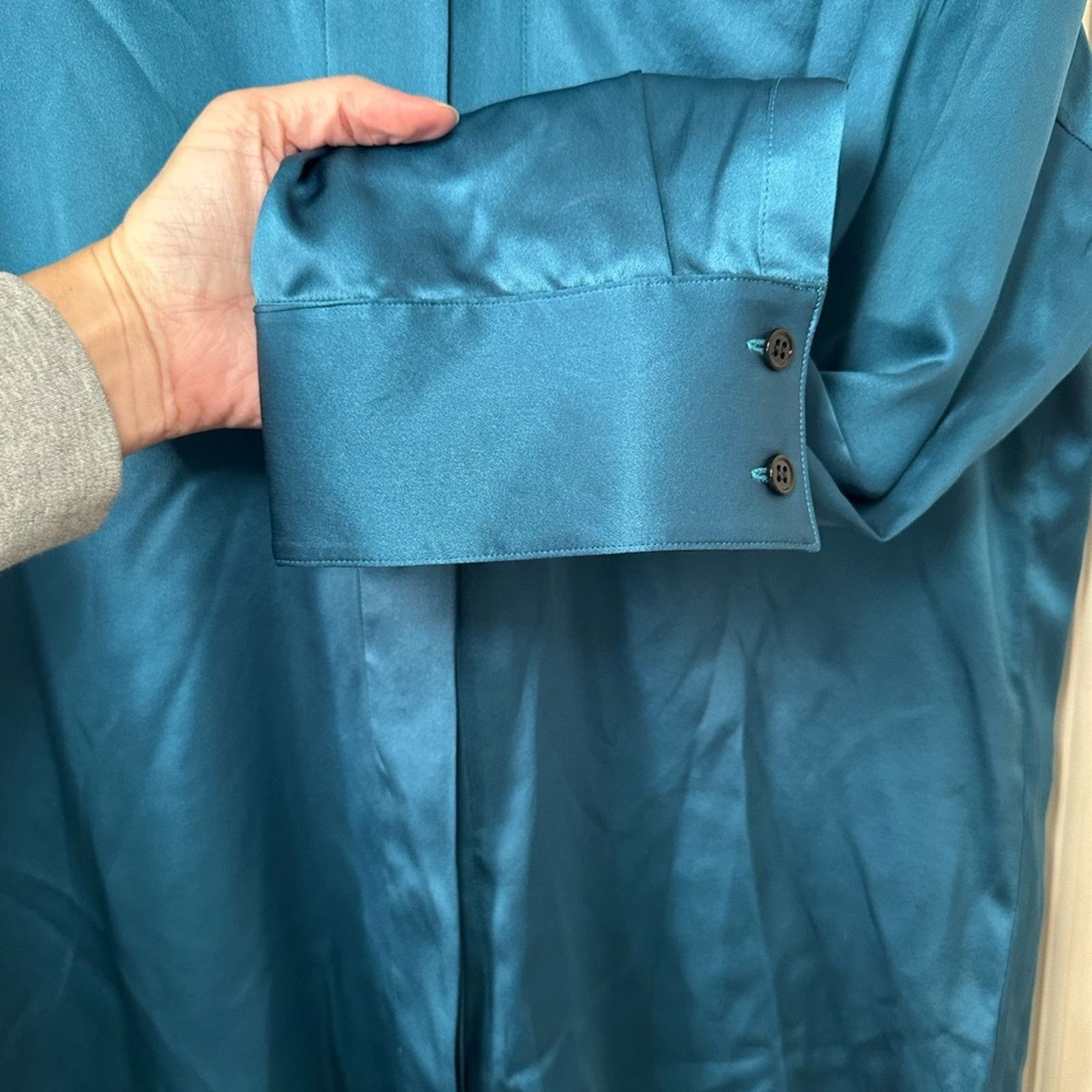 Haider Ackermann Peacock Teal Silk Charmeuse Oversized Shirt FR 34 Authentic Size XS / US 0-2 / IT 36-38 - 10 Thumbnail