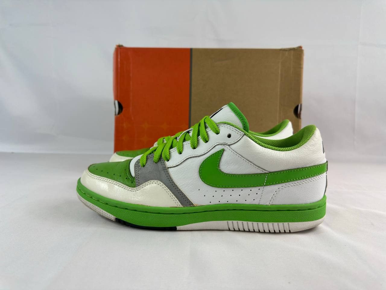 Nike Nike Court Force Low Gimme 5 2006 Green White Size US 10 / EU 43 - 6 Thumbnail