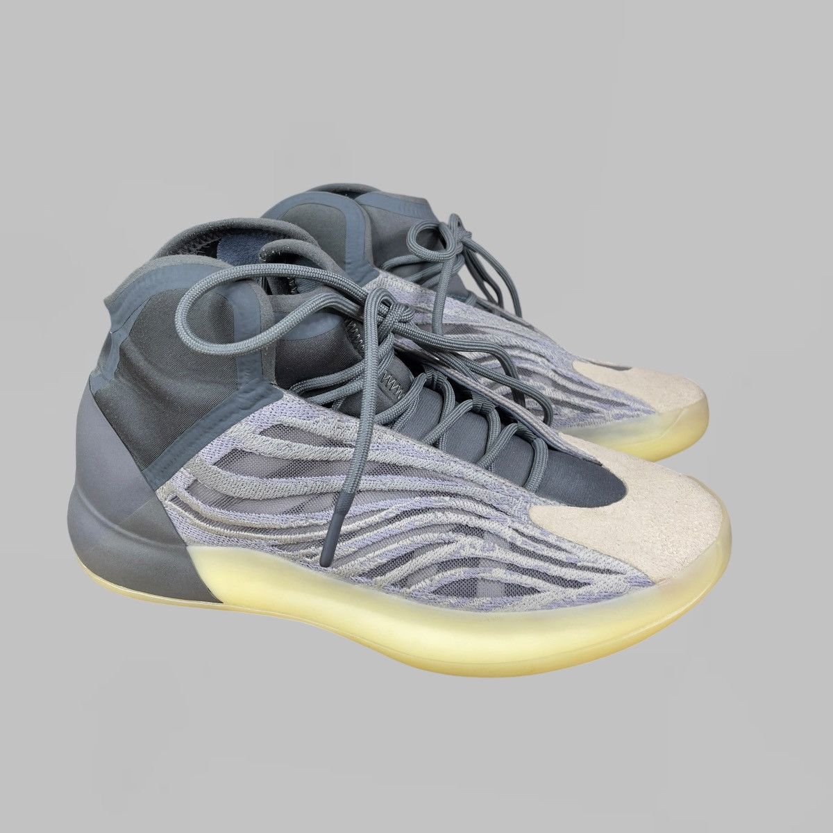 Yeezy YEEZY QNTM MONCAR HIGH OG NEW SIZE 44 Size US 10.5 / EU 43-44 - 1 Thumbnail