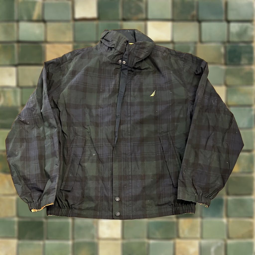 Nautica VINTAGE Nautica Jacket XL Green Reversible Full Zip Plaid Yellow Mens 90s Size US XL / EU 56 / 4 - 1 Thumbnail