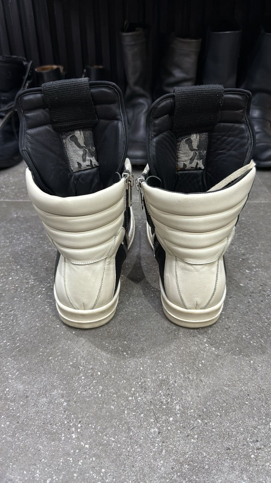 Rick Owens Rick Owens F/W 22’ Strobe Milk/Black Geobasket Size US 9 / EU 42 - 11 Thumbnail